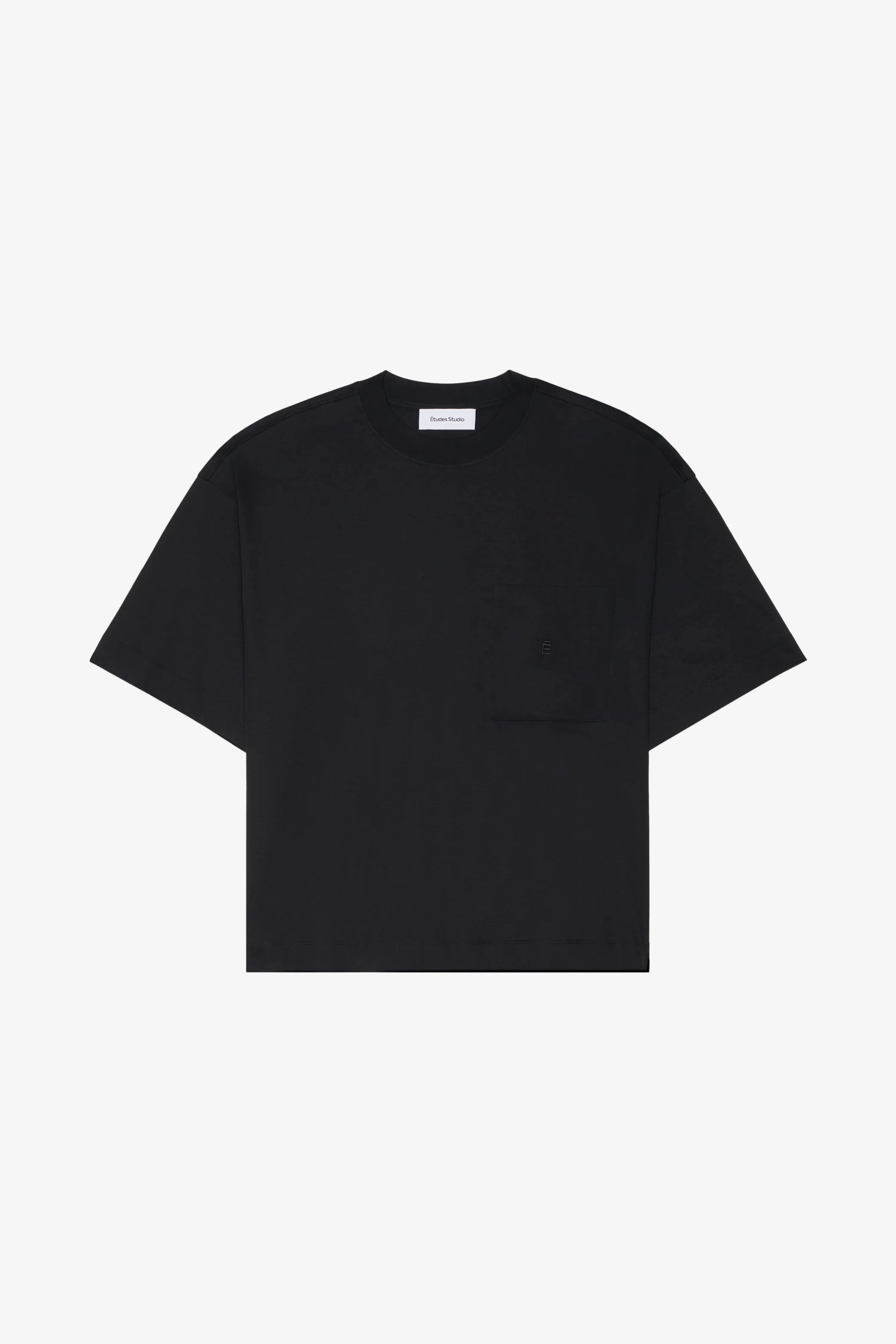 OVERSIZED POCKET T-SHIRT É sold by Etudes Studio