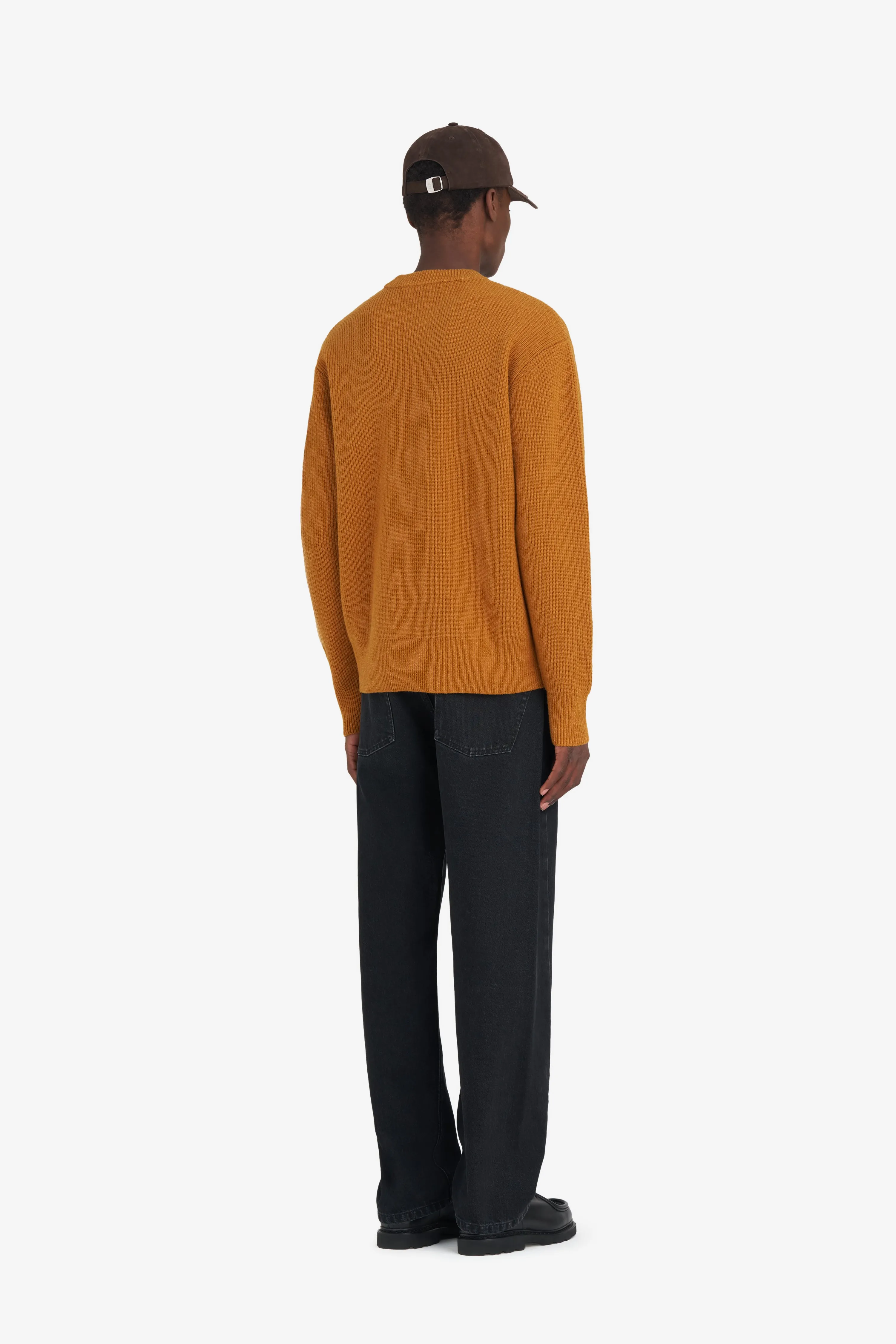 REGULAR ROUND NECK É sold by Etudes Studio product image thumbnail 4