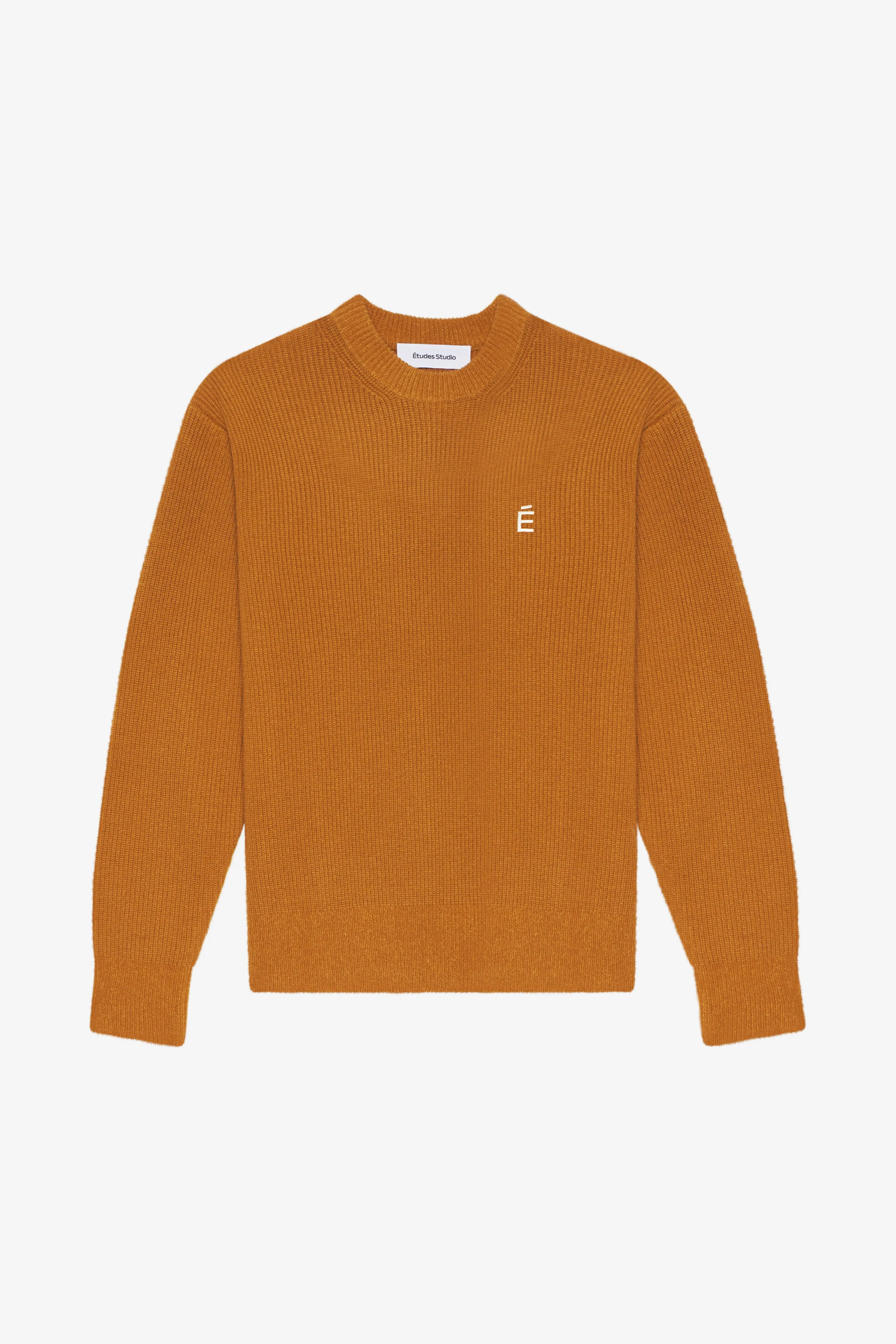REGULAR ROUND NECK É sold by Etudes Studio