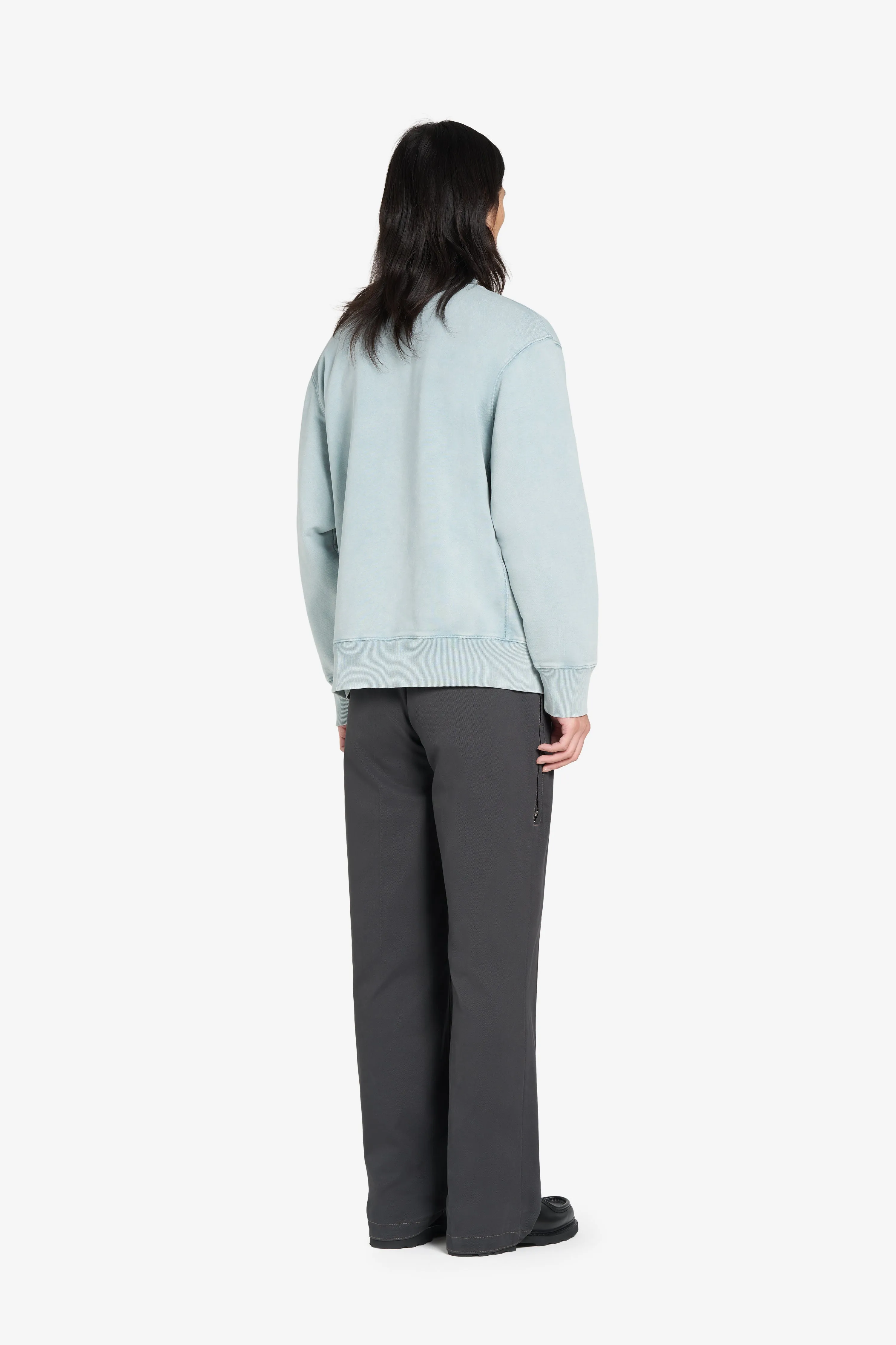 RELAX CREW É sold by Etudes Studio product image thumbnail 4