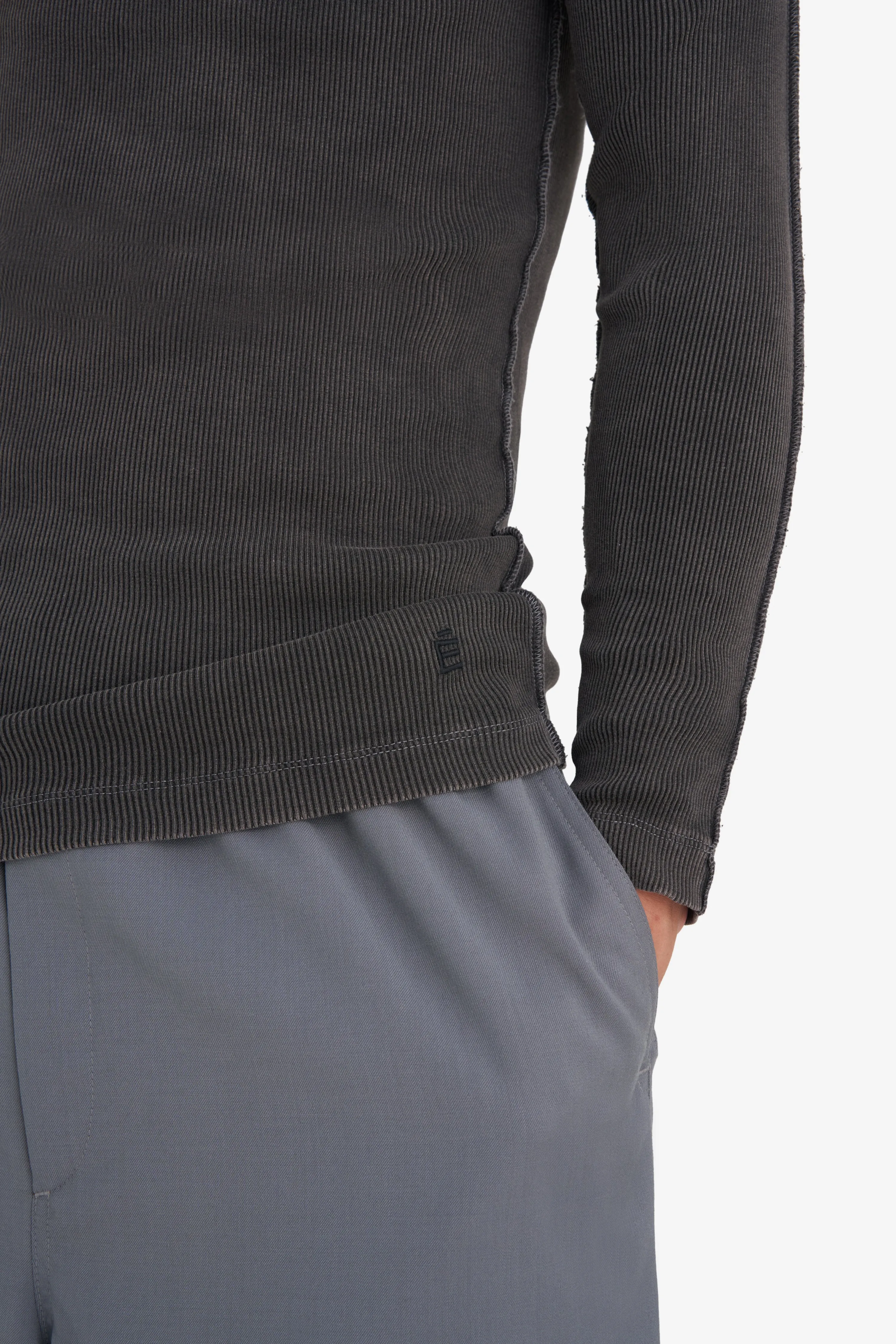 RIB LONG SLEEVES T-SHIRT WASH sold by Etudes Studio product image thumbnail 4
