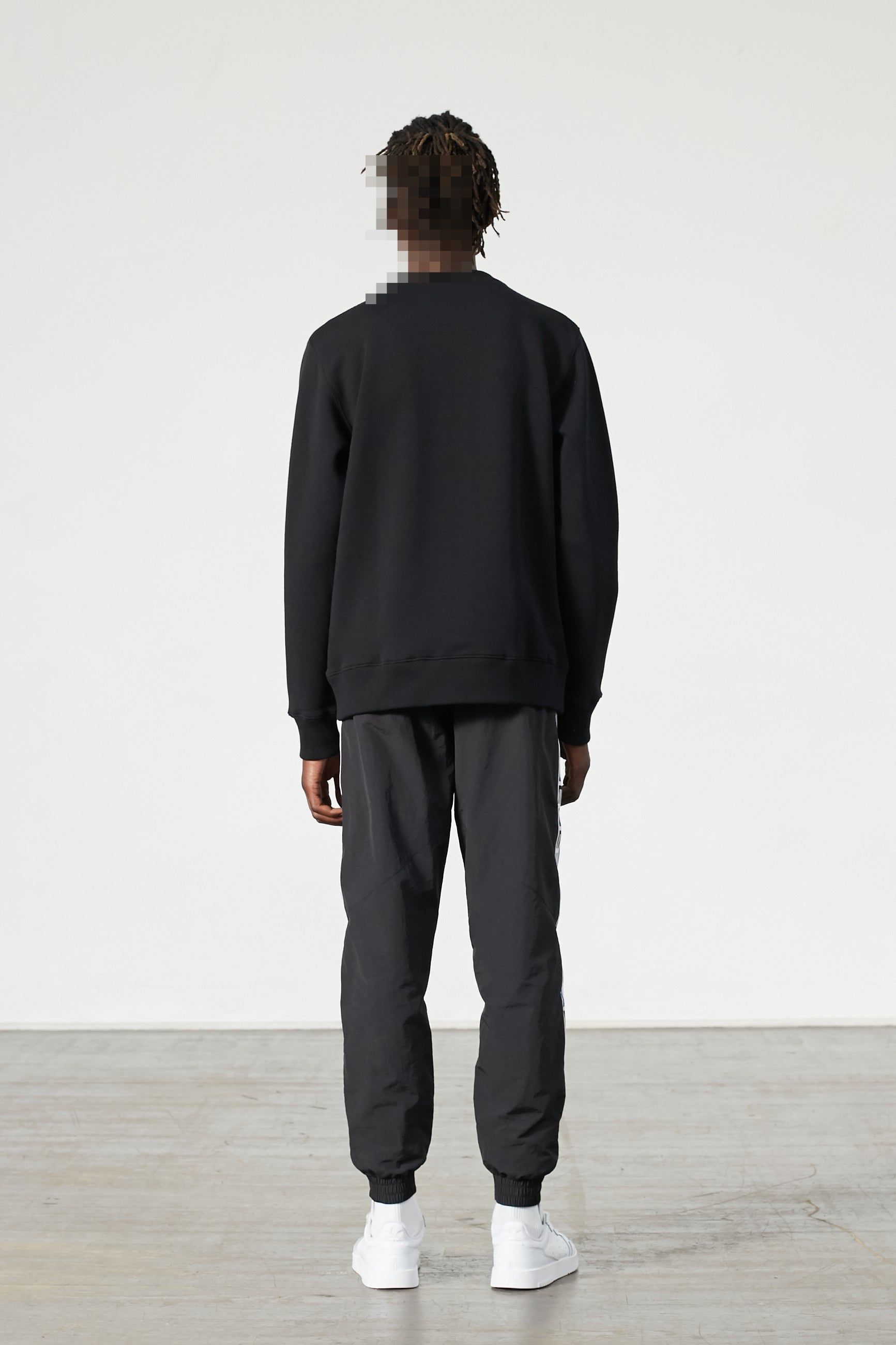 STORY SIGNATURE BLACK sold by Etudes Studio product image thumbnail 3