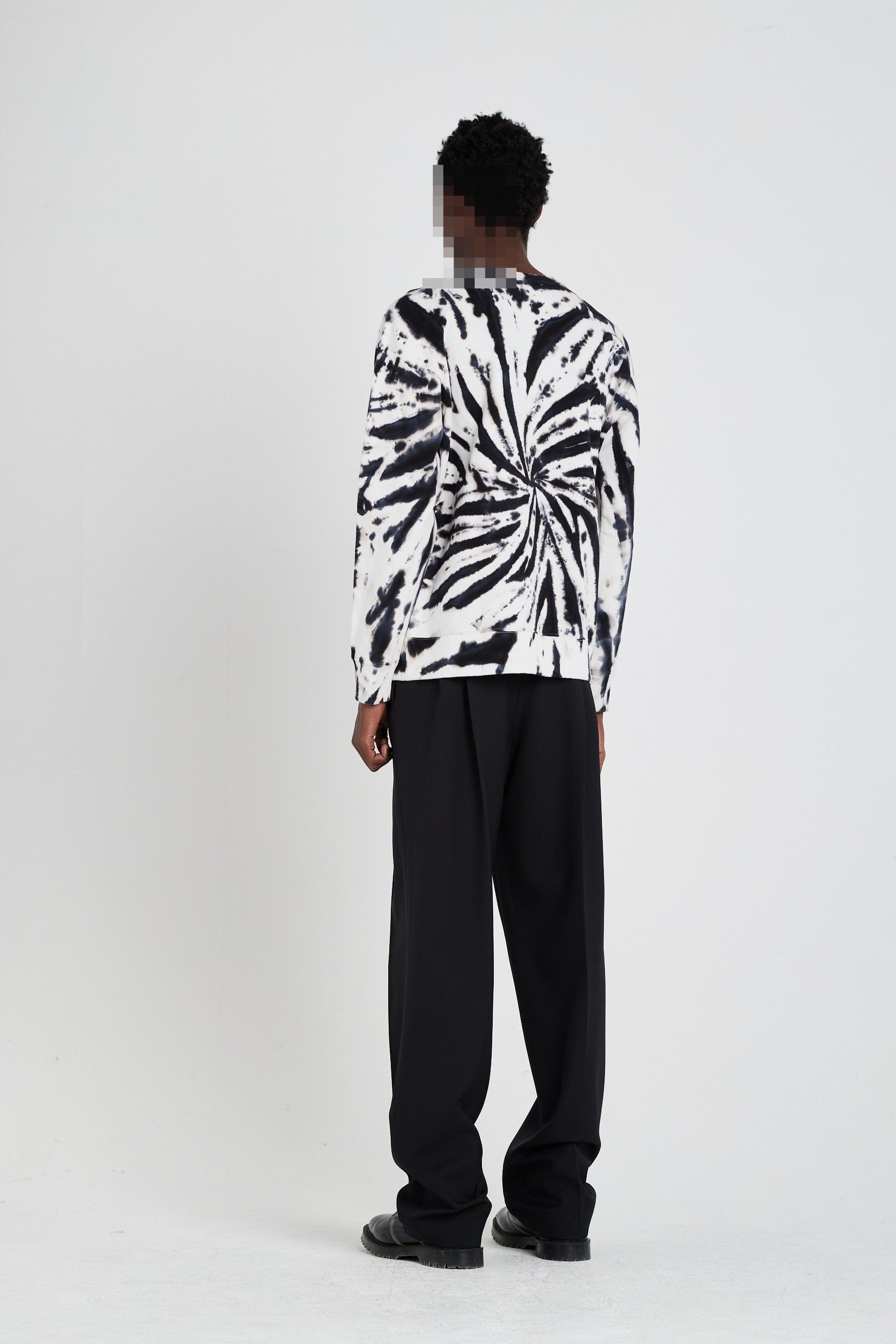 STORY LOGO TIE-DYE sold by Etudes Studio product image thumbnail 3