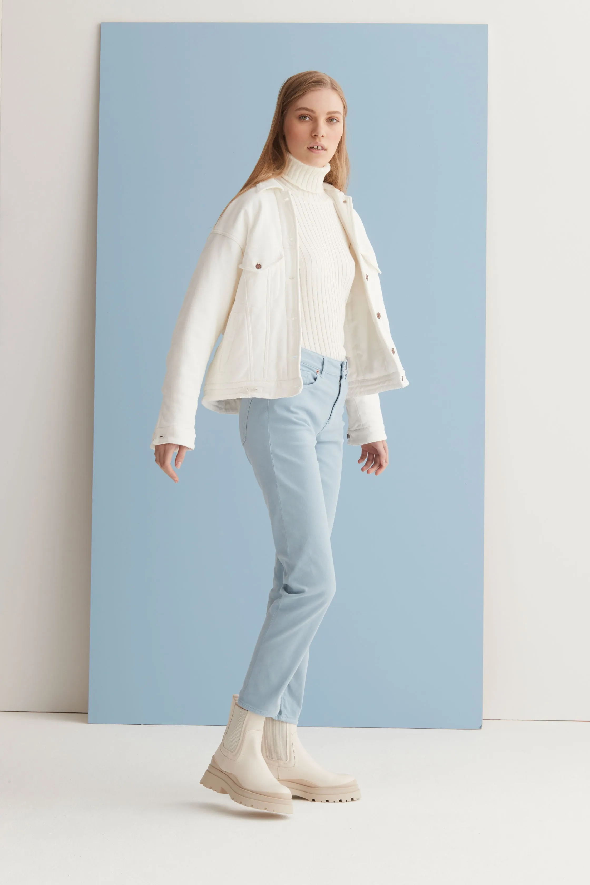 Skinny-Fit Pants Garment Dyed 05AU 3821 sold by European Culture product image thumbnail 4