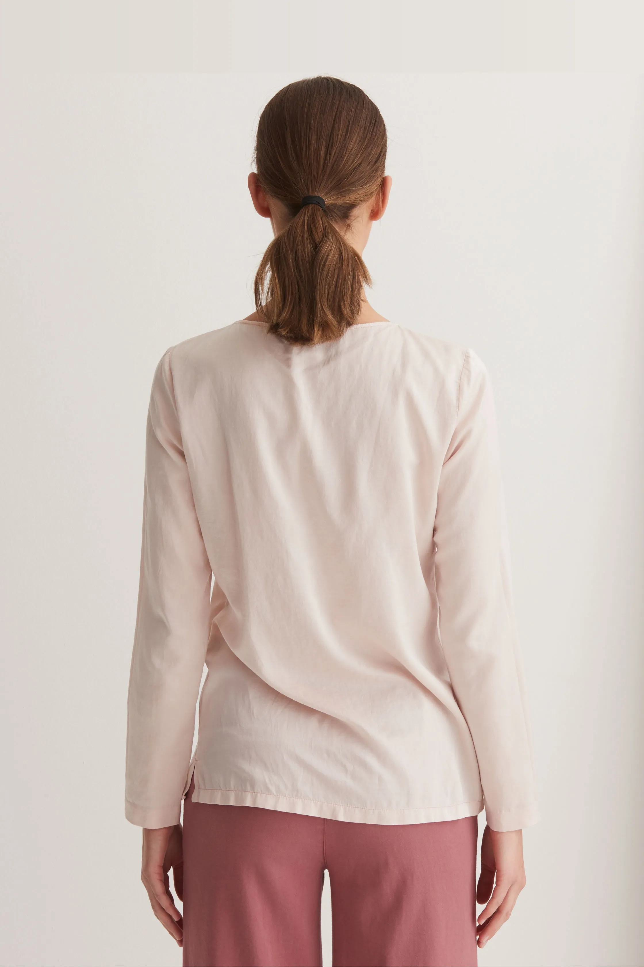 Long Sleeve T-Shirt in Cotton and Silk Garment Dyed 379U 6629 sold by European Culture product image thumbnail 3