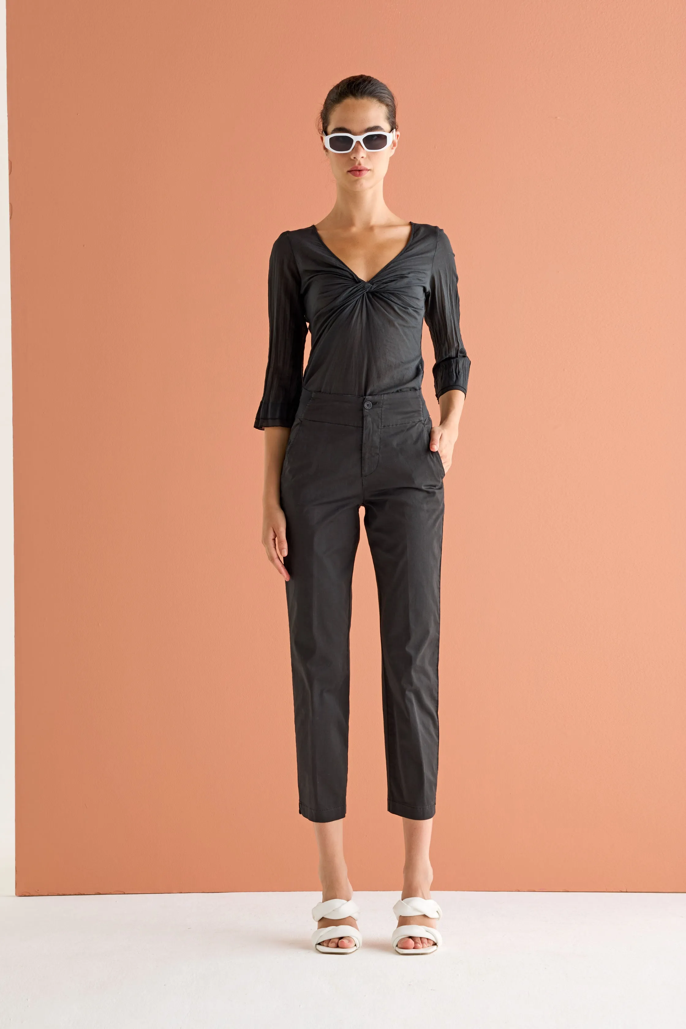 Skinny-Fit Slim-Leg Trousers Garment Dyed 06TU 6700 sold by European Culture