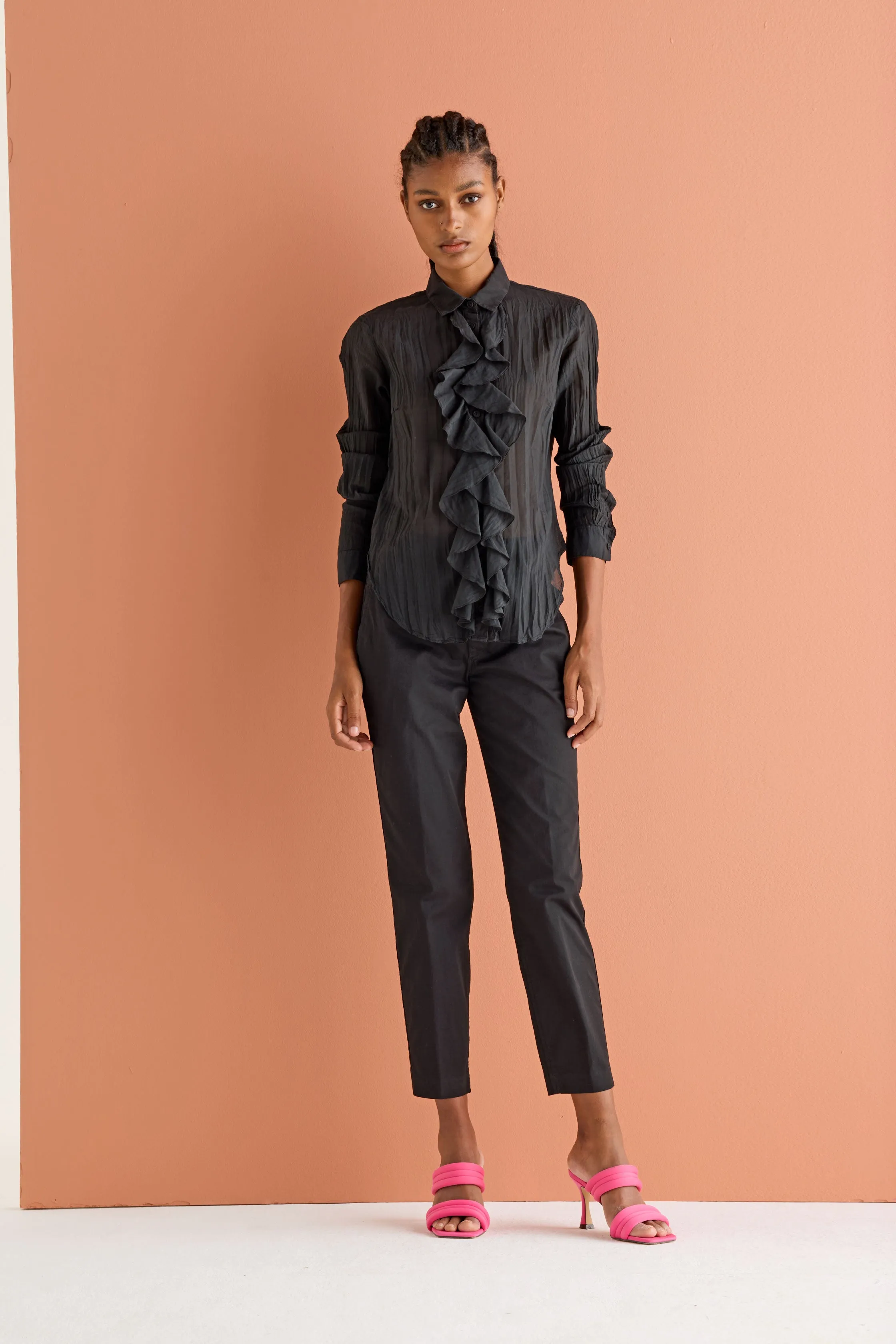 Shirt with Front Ruffles Garment Dyed 67HU 7504 sold by European Culture