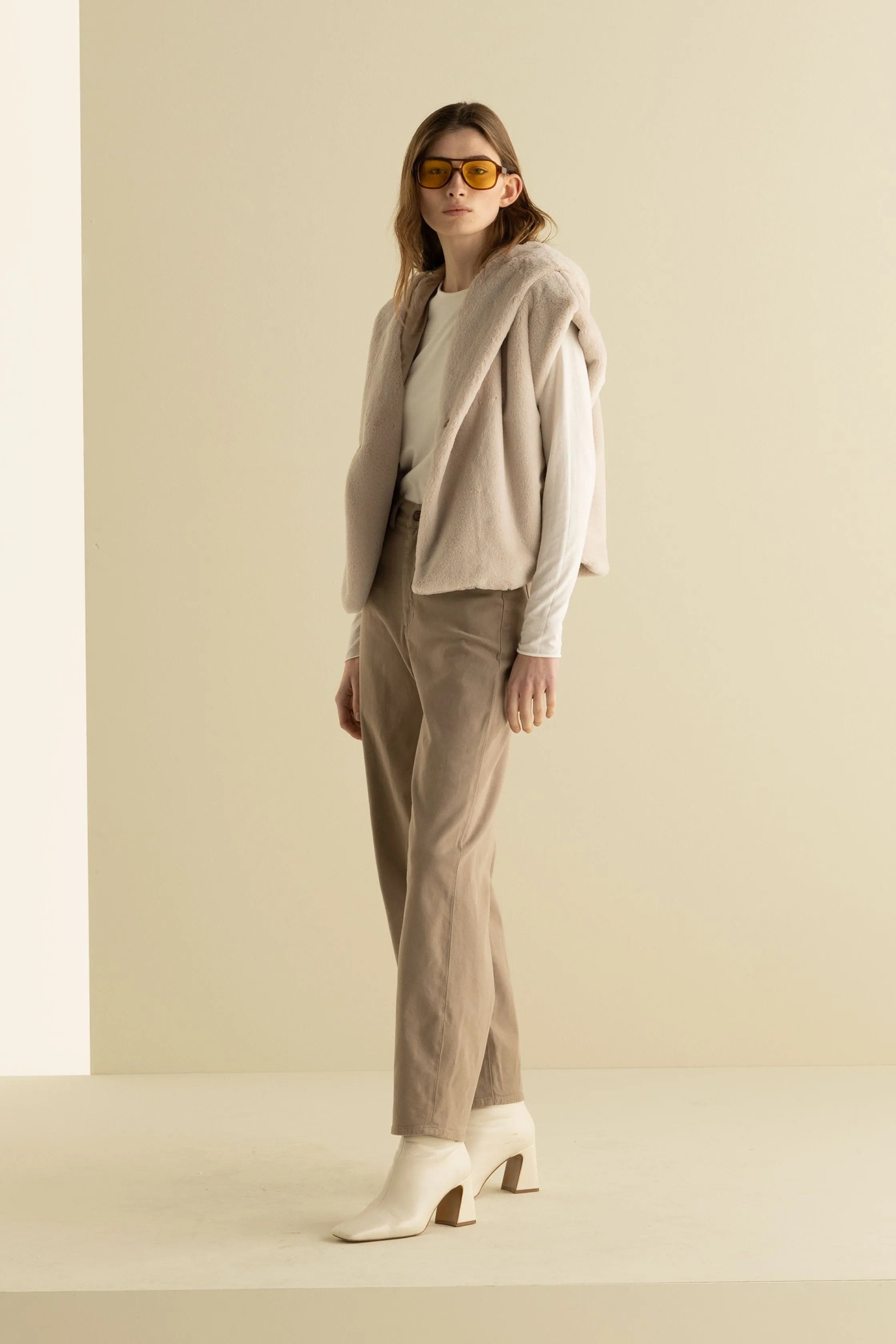 Faux Fur Vest 75A0 6110 sold by European Culture product image thumbnail 3