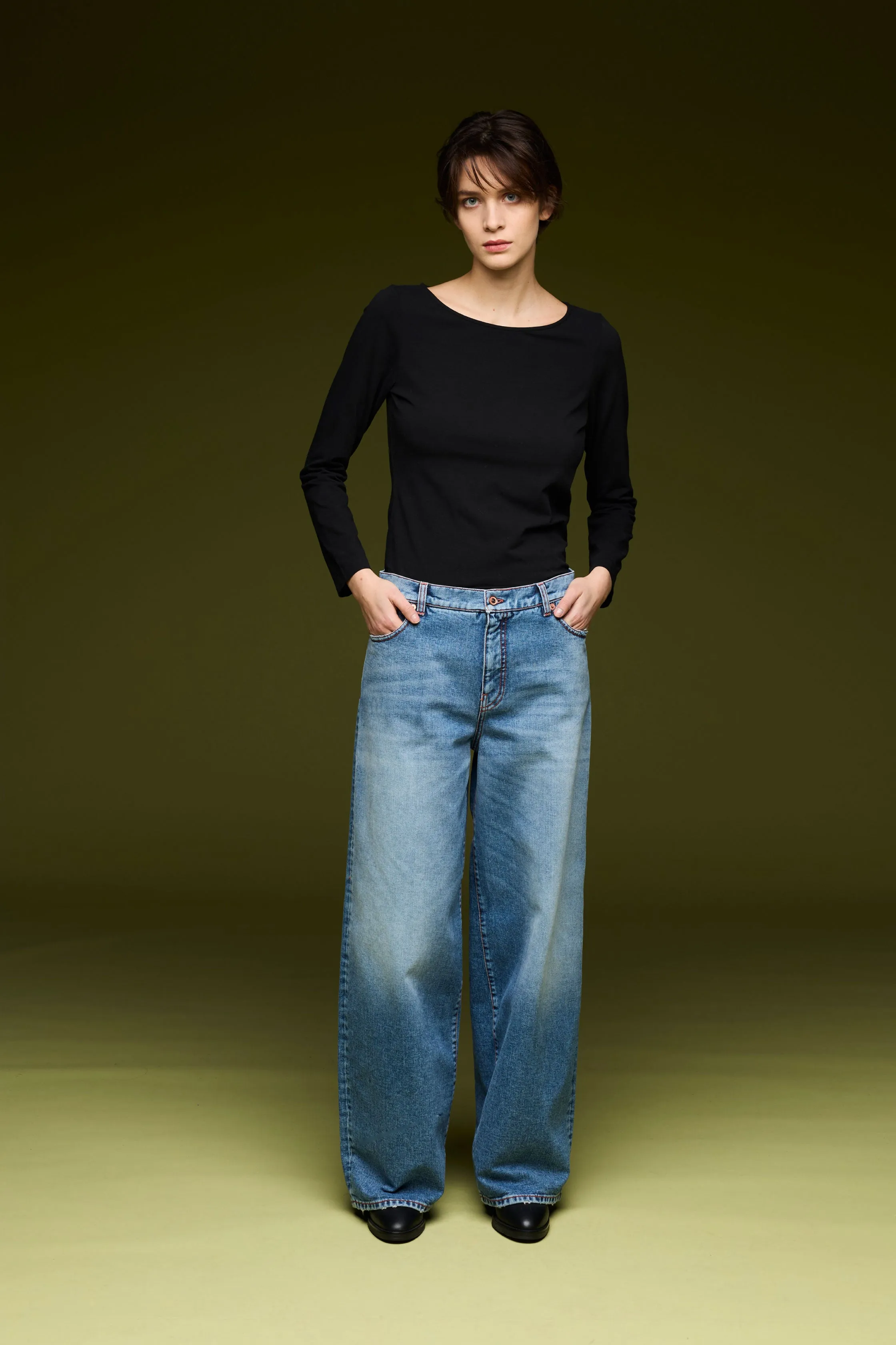 Boat Neck Long Sleeve T-Shirt Garment Dyed 386U 2842 sold by European Culture