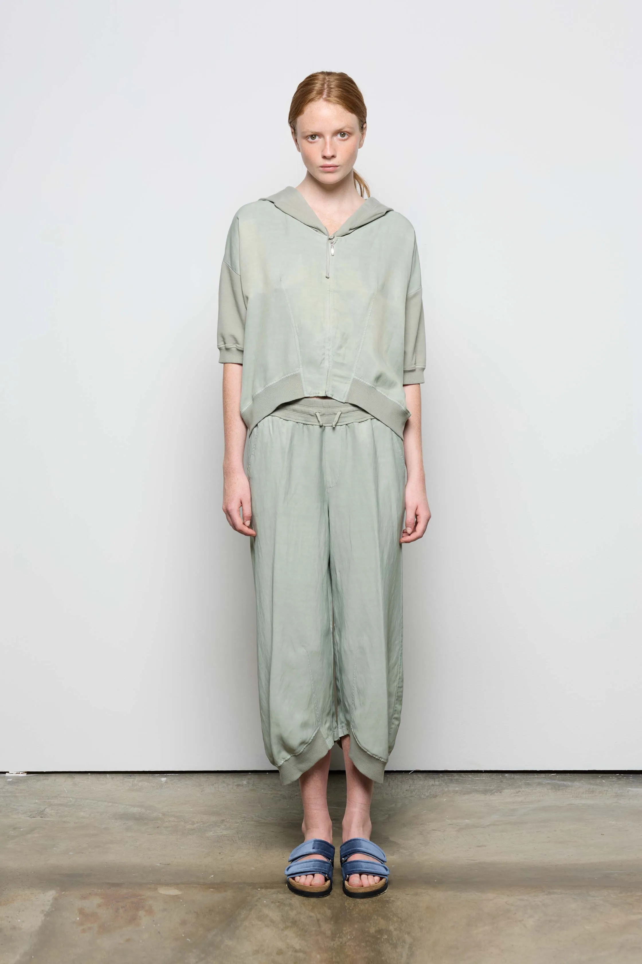 Felpa M/C Donna 46D0 7083 sold by European Culture