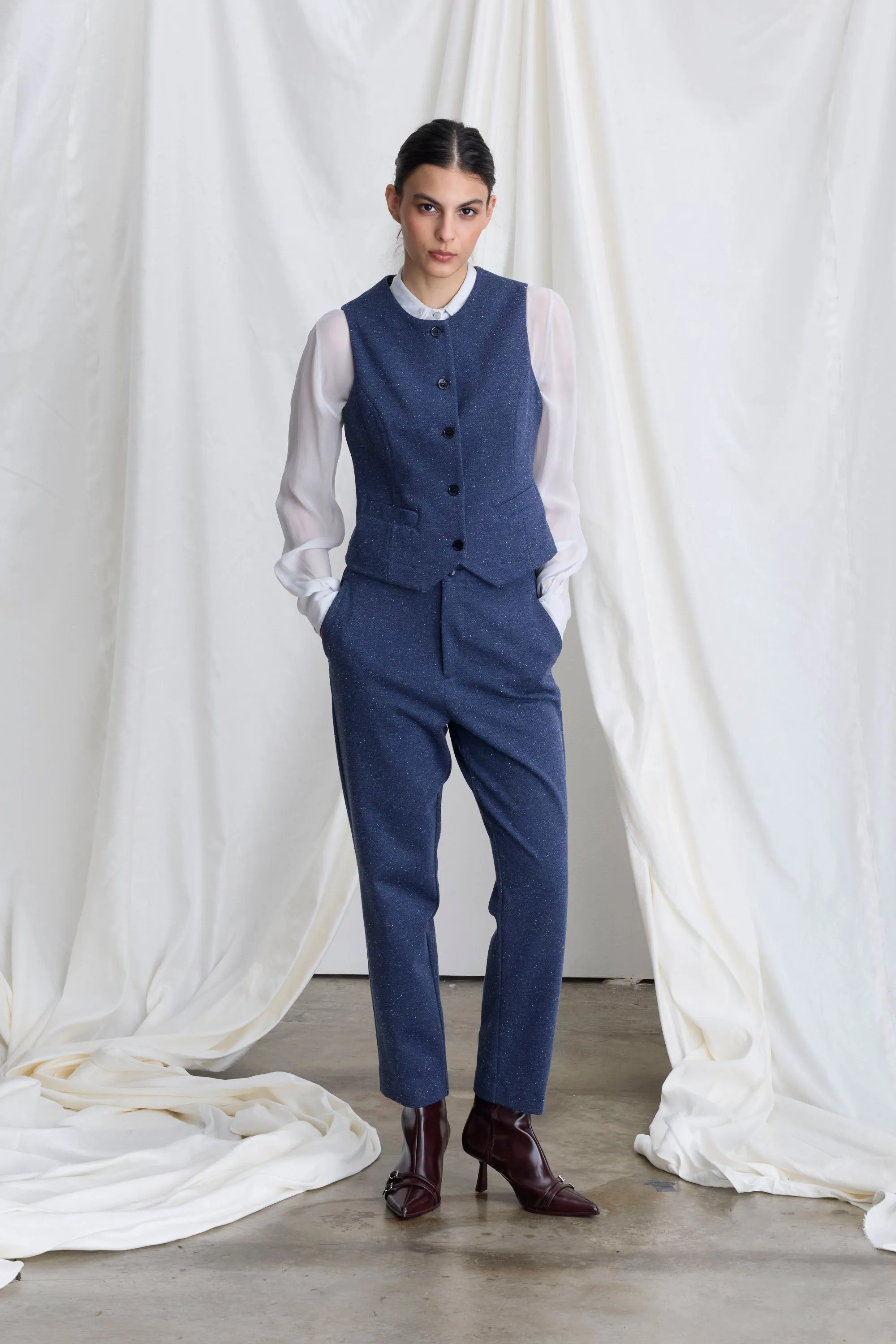 Tweed Vest 6930 2294 sold by European Culture