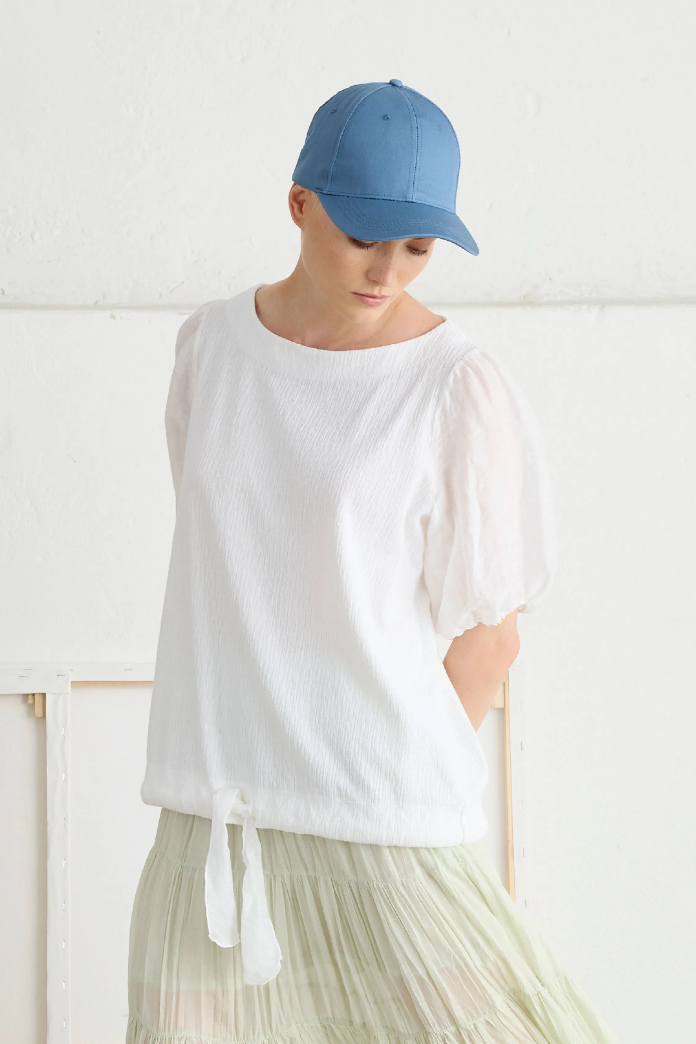 Blouse with Balloon Sleeves in Linen and Cotton Garment Dyed 36E0 2568 sold by European Culture product image thumbnail 2