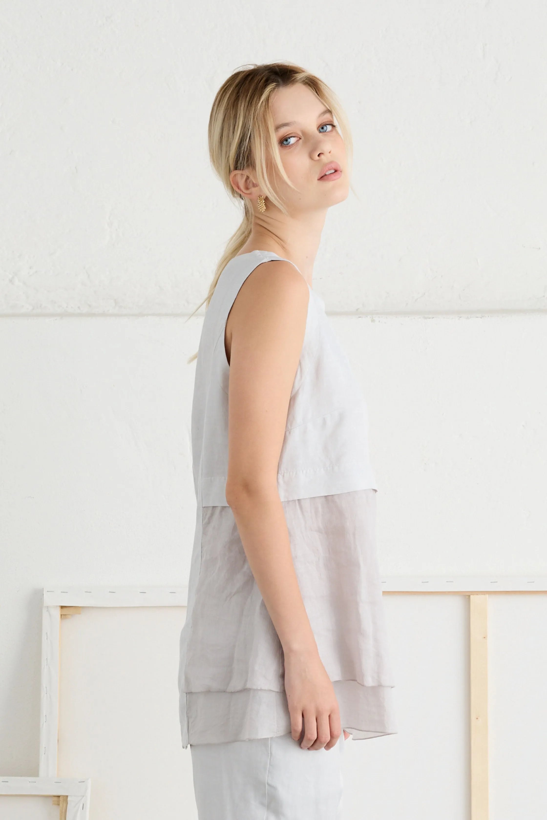 Sleeveless Top Ramié with Double Frills Garment Dyed 35T0 7083 sold by European Culture product image thumbnail 4