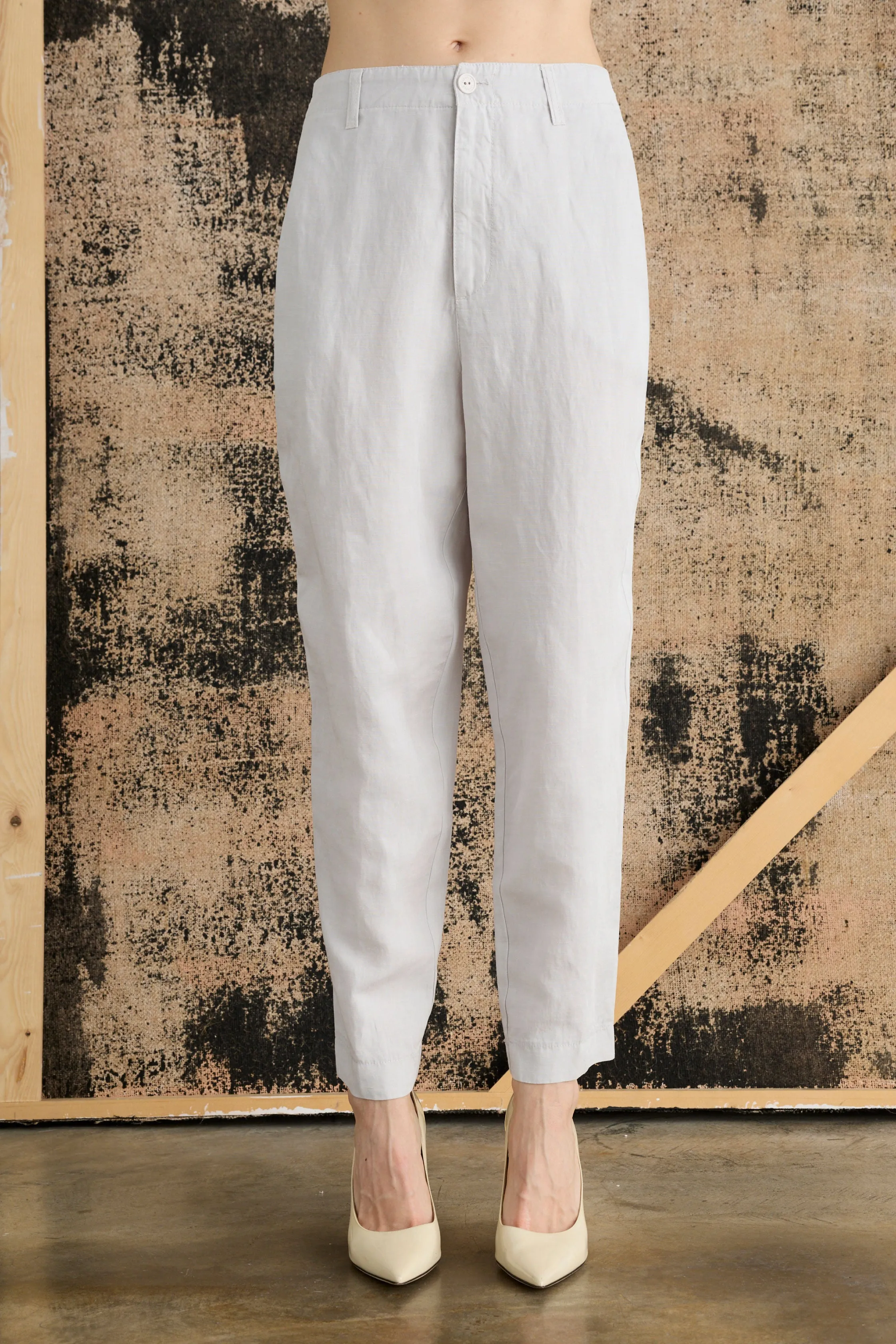 Chino Pants in Linen and Lyocell Garment-Dyed 07NU 7049 sold by European Culture product image thumbnail 2