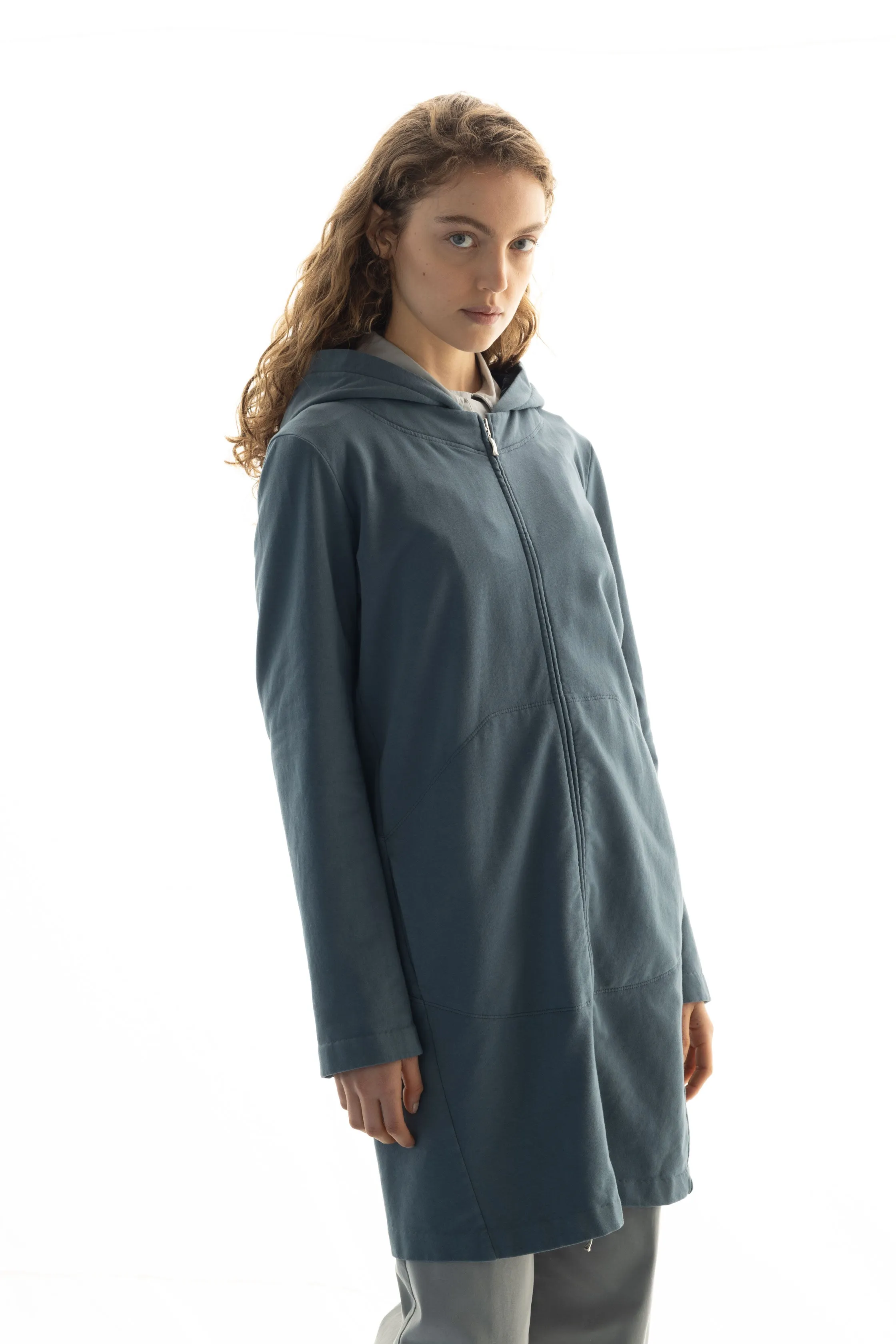 Oversized Hooded Sweatshirt with Zip Garment Dyed 48TU 2250 sold by European Culture product image thumbnail 2