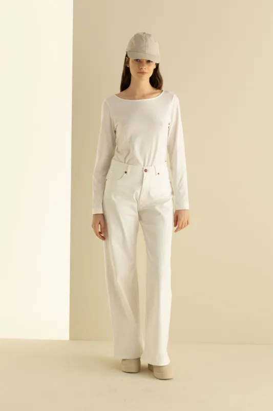 Boat Neck Stretch T-Shirt Garment Dyed 386U 2842 sold by European Culture