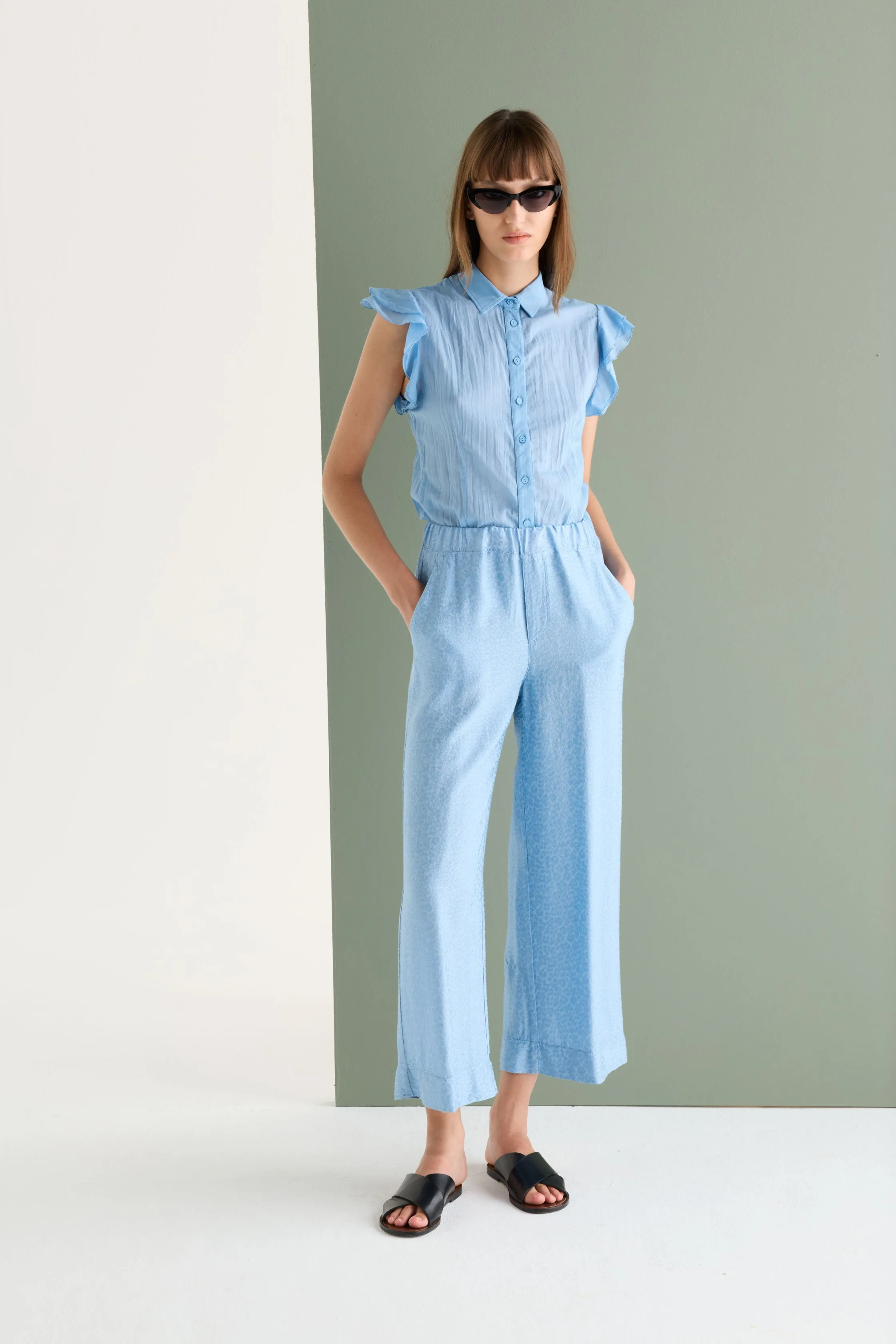 Short Sleeve Cotton Shirt with Ruffles Garment Dyed 66D0 7504 sold by European Culture