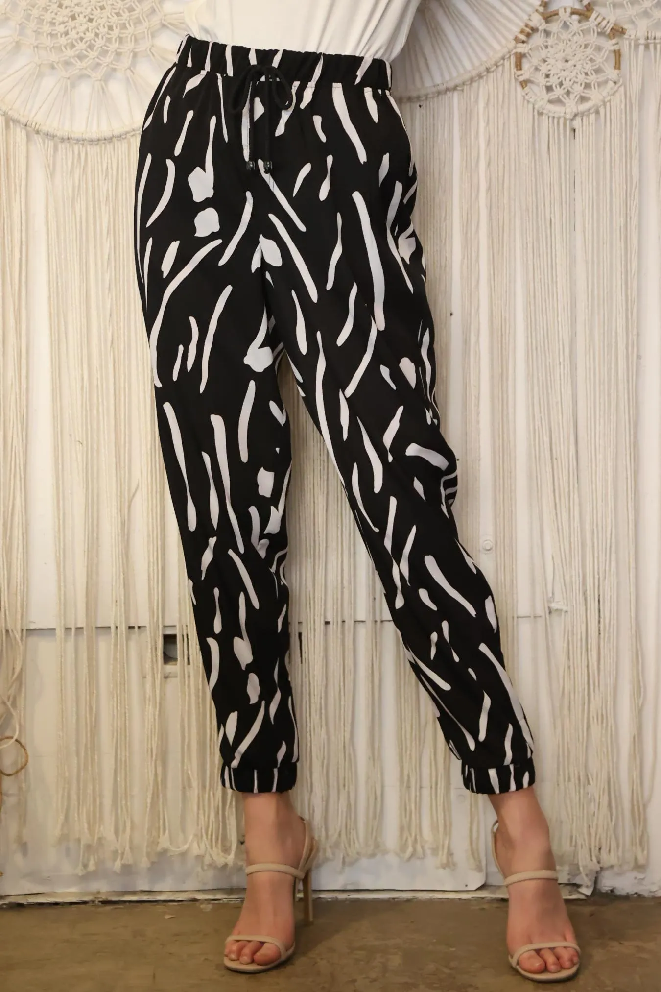 Foster Jogger – Black and White sold by Eva Franco product image thumbnail 2