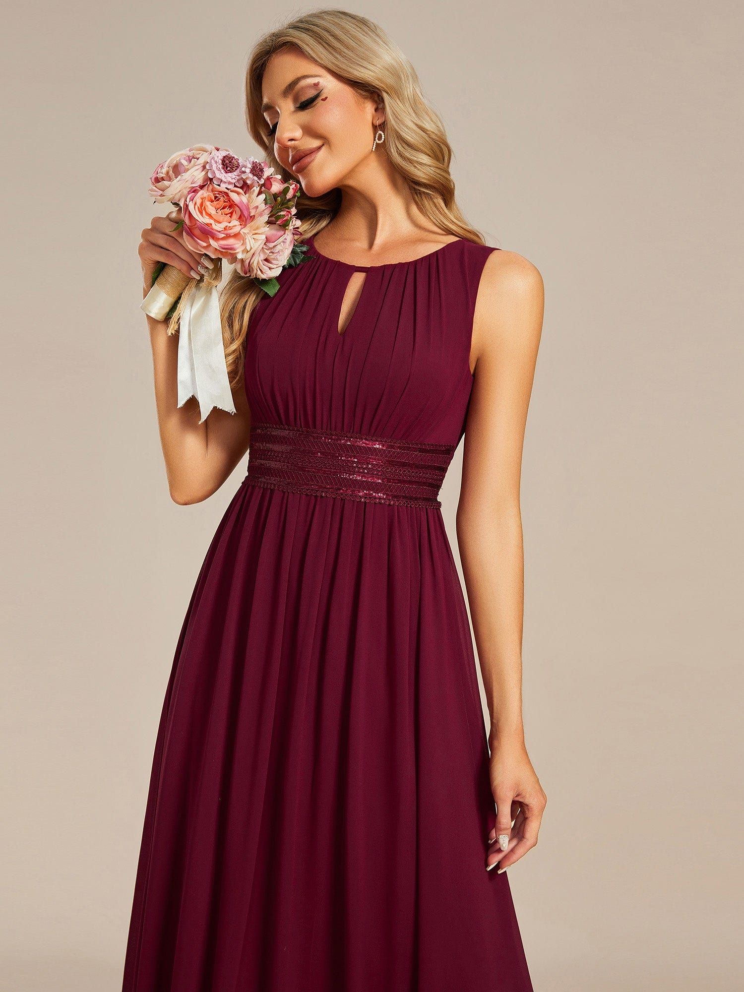 Simple Sleeveless A-line Chiffon Bridesmaid Dess with Hollow Out Detail sold by Ever Pretty product image thumbnail 3