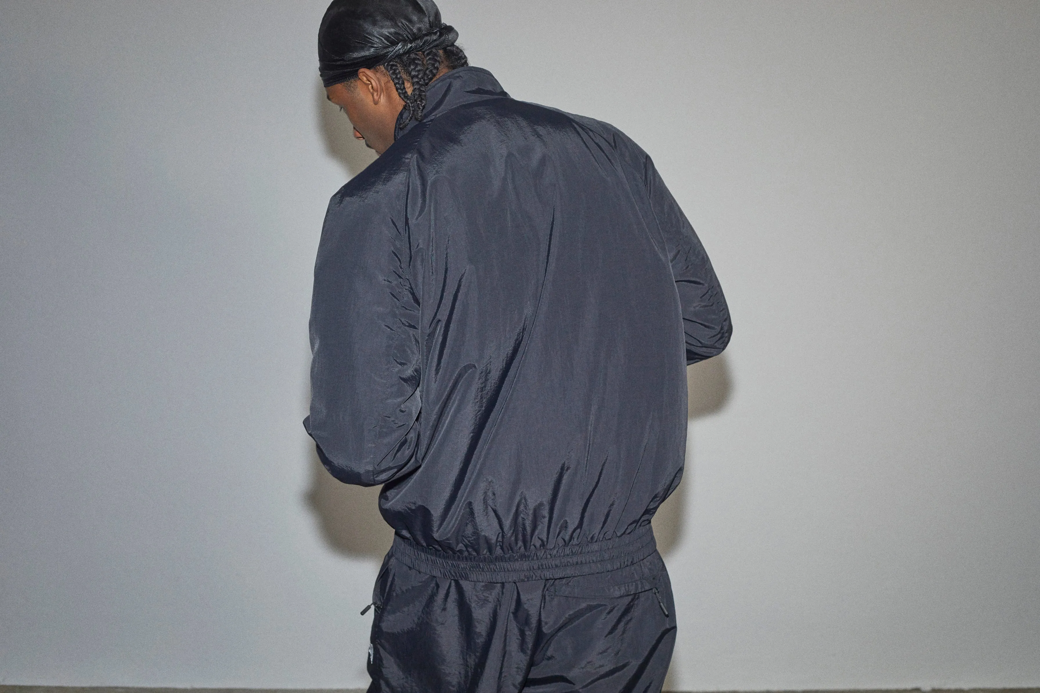 EVERLAST OVERSIZED TRACK SUIT JACKET - Black sold by Everlast product image thumbnail 3