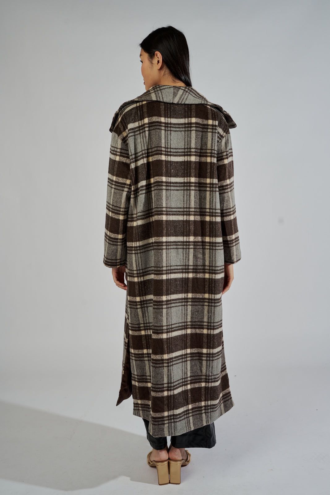 Carson Oversized Plaid Coat sold by fab'rik product image thumbnail 4
