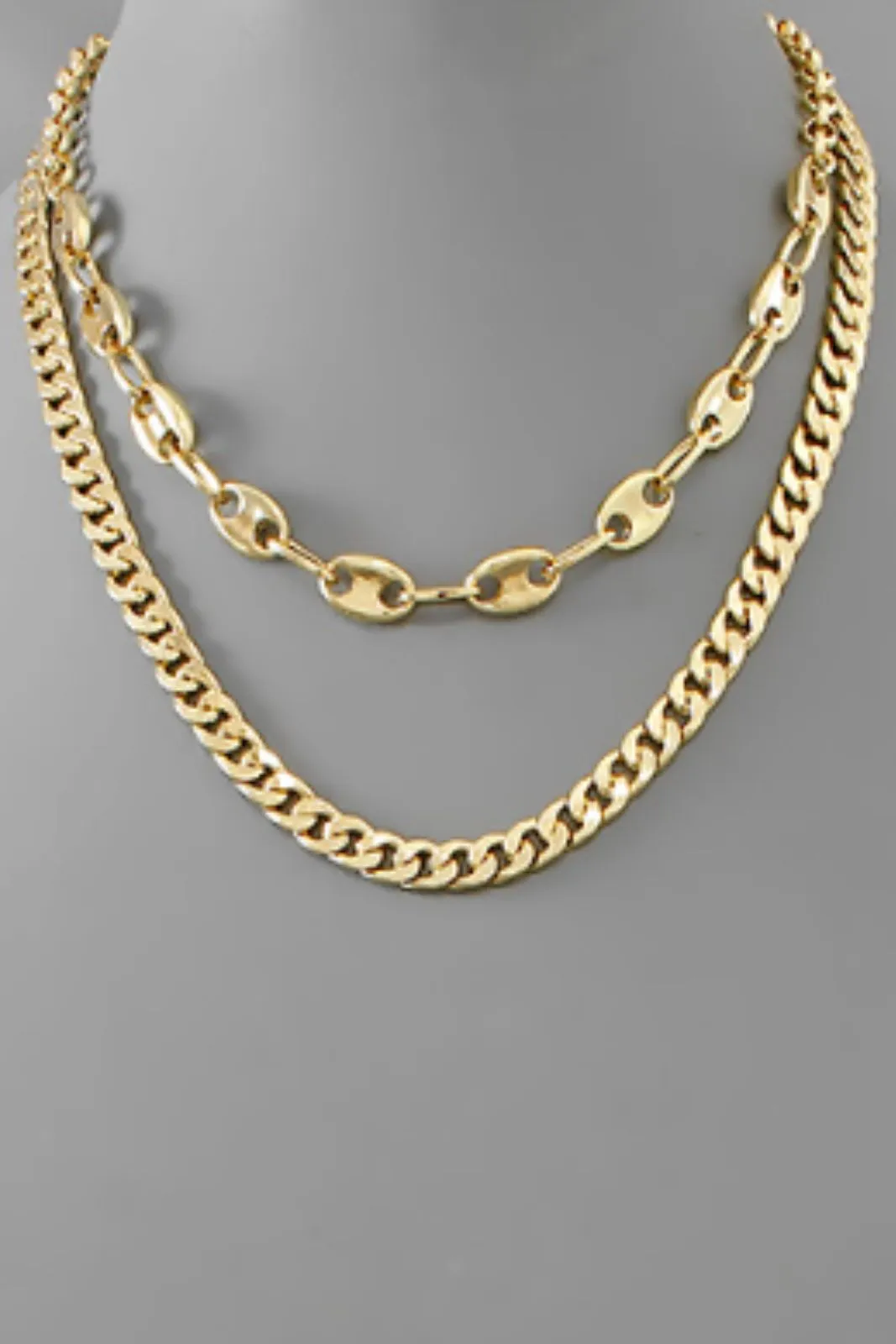 Ellen Oval Chain Layer Necklace sold by fab'rik product image thumbnail 2