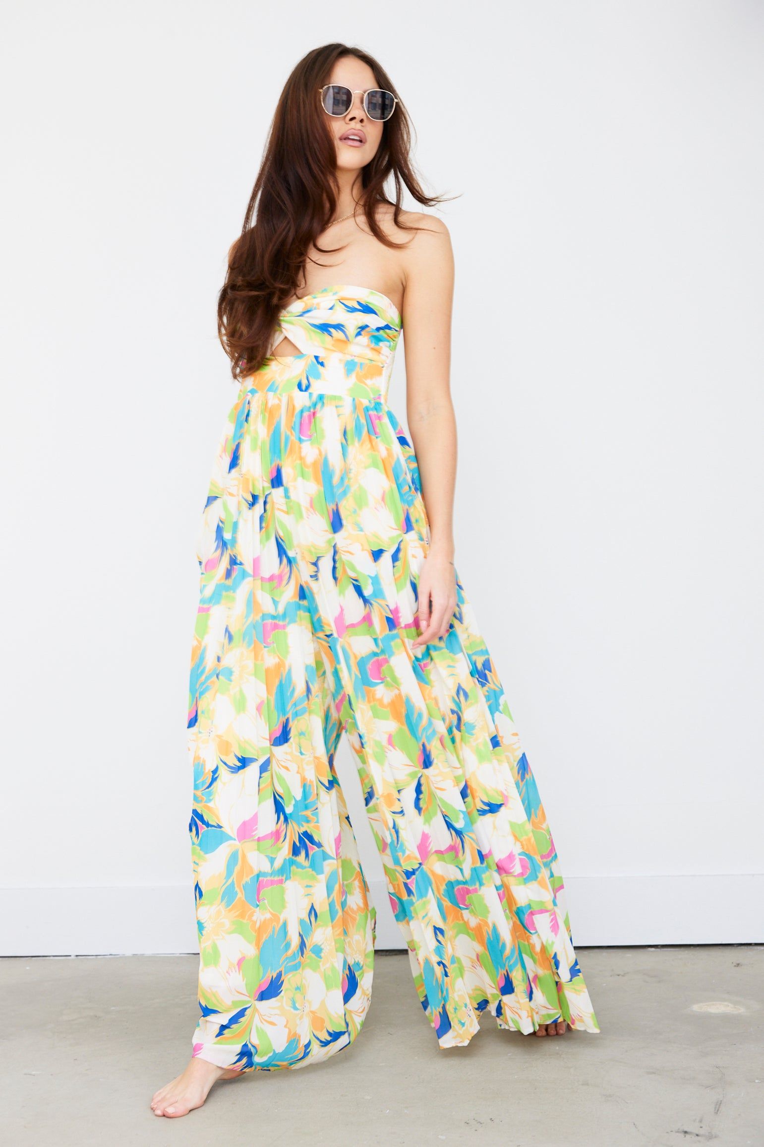 SALE - Riley Printed Jumpsuit with a Sweetheart Neckline sold by fab'rik product image thumbnail 4