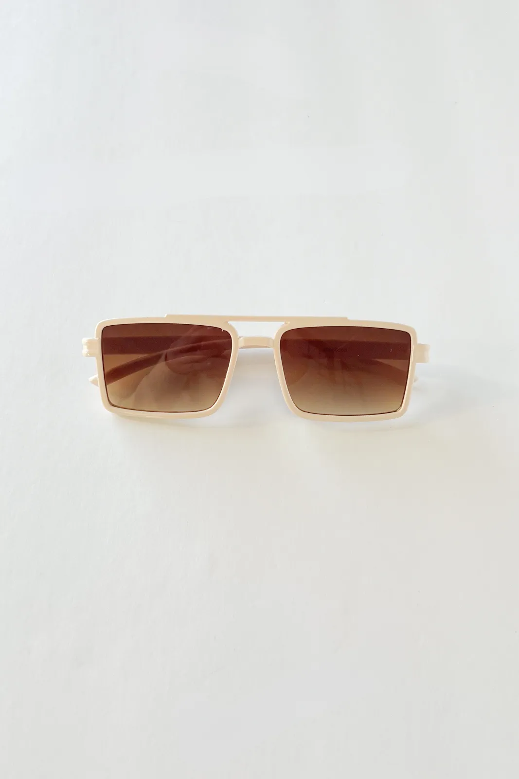 SALE - Taylor Fashion Square Sunglasses sold by fab'rik product image thumbnail 5