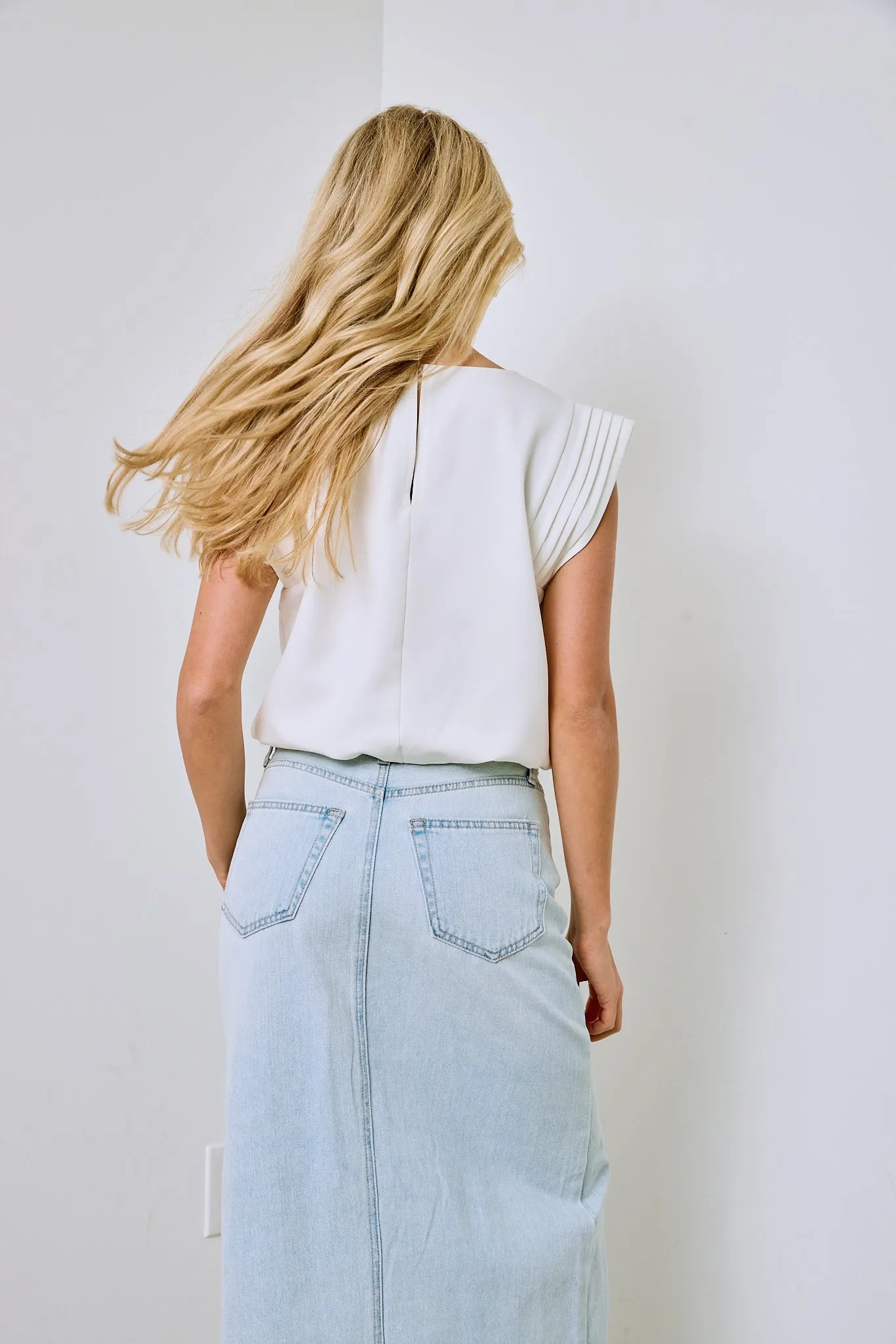 Harold Cropped Sleeveless Top sold by fab'rik product image thumbnail 3