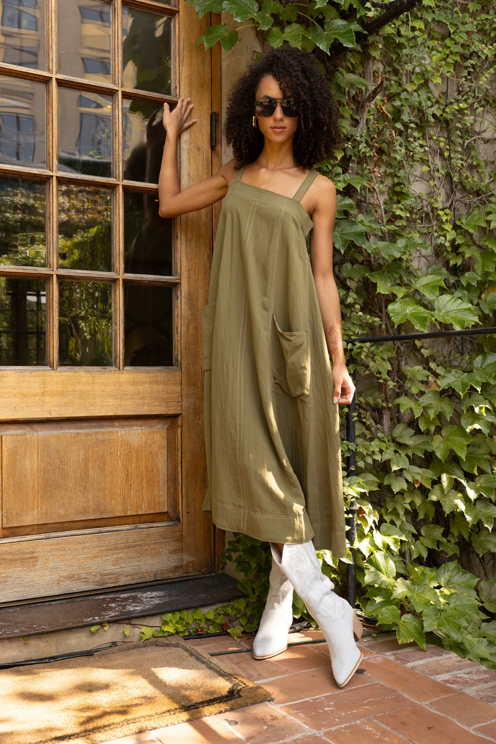 SALE - Sadie Maxi Contrast Dress sold by fab'rik product image thumbnail 2