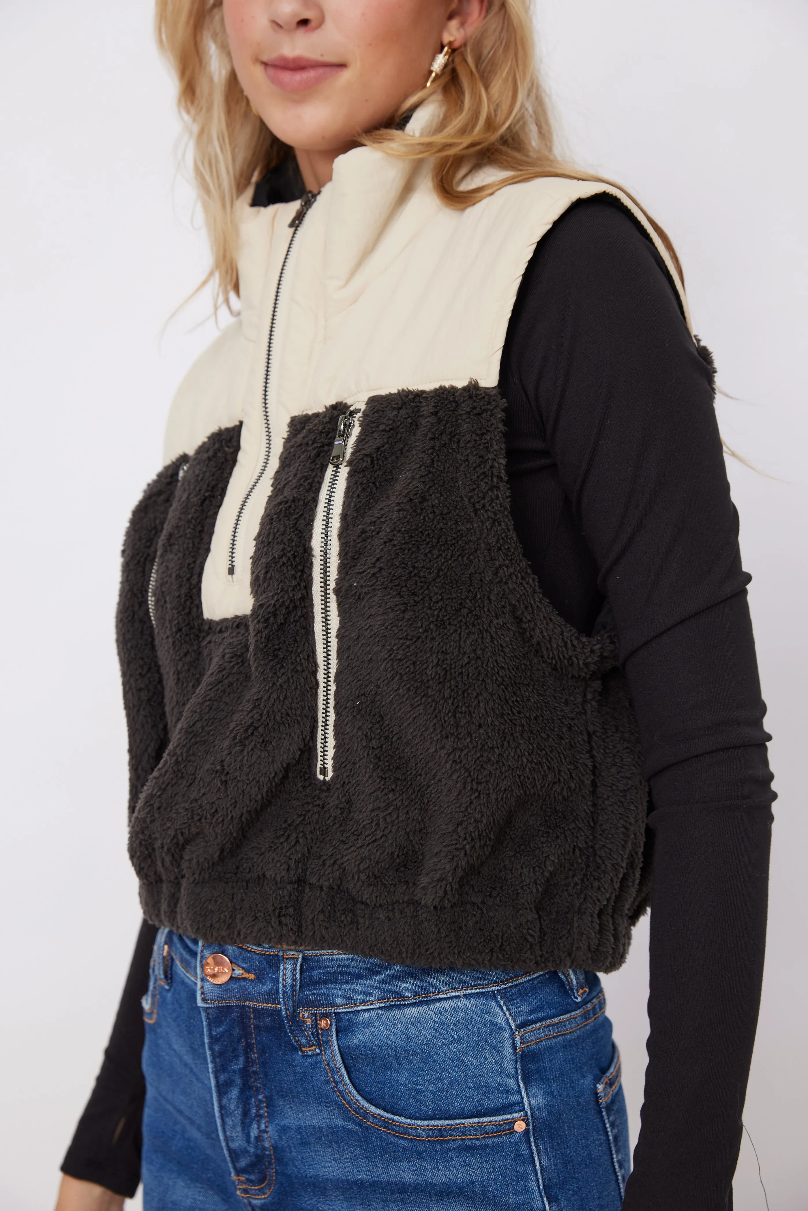SALE - Burgess Half Zip Sherpa Vest sold by fab'rik product image thumbnail 2