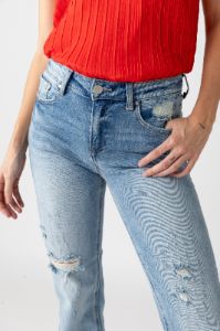 SALE - Lexi Mid Rise Slouch Jean sold by fab'rik