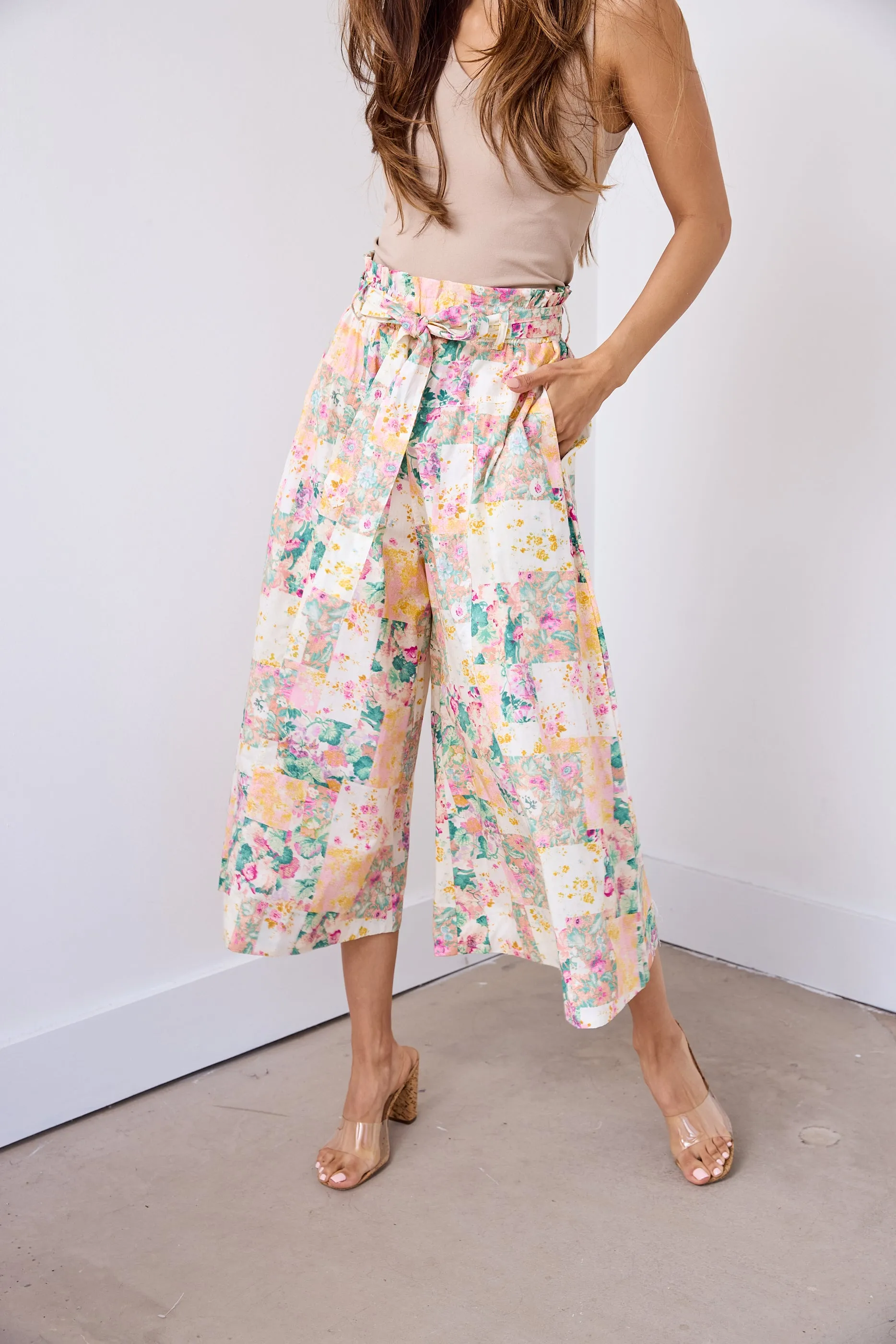 SALE - Layla Printed Cropped Pants sold by fab'rik product image thumbnail 4