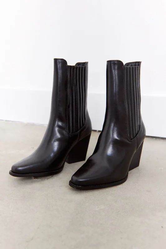 SALE - Cali Smooth Boot sold by fab'rik