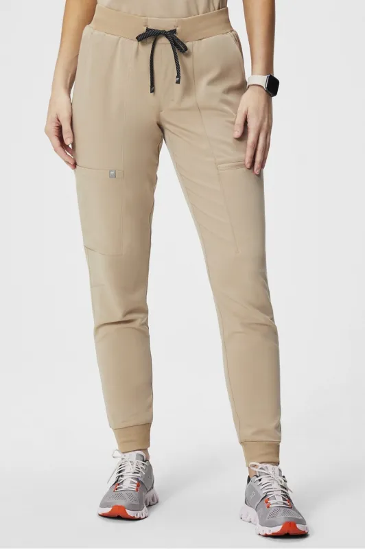 On-Call Scrub Jogger sold by Fabletics