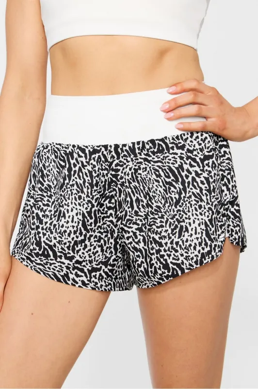 Sun Chaser Short 3" sold by Fabletics