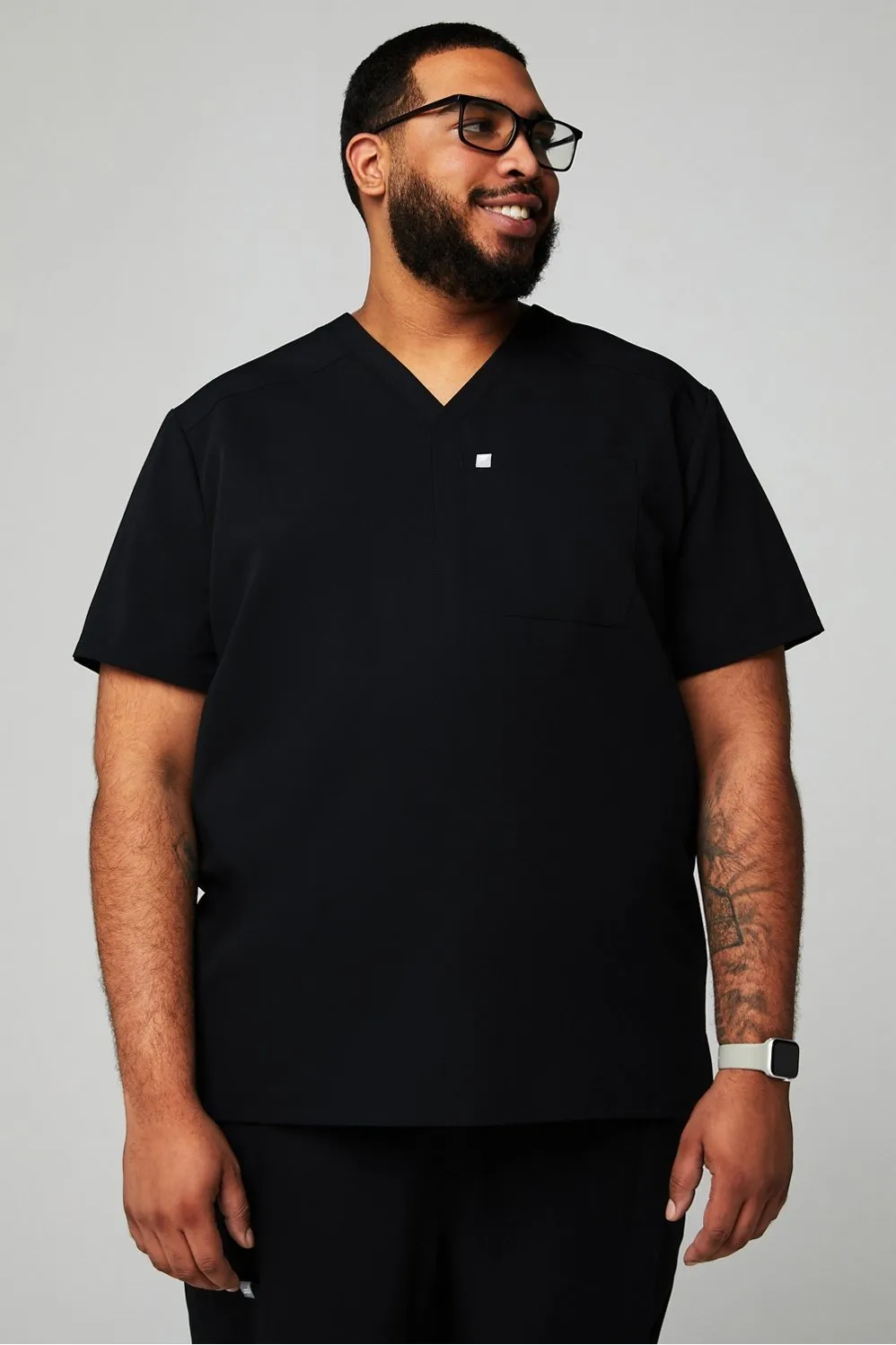 Helix 1-Pocket Scrub Top sold by Fabletics