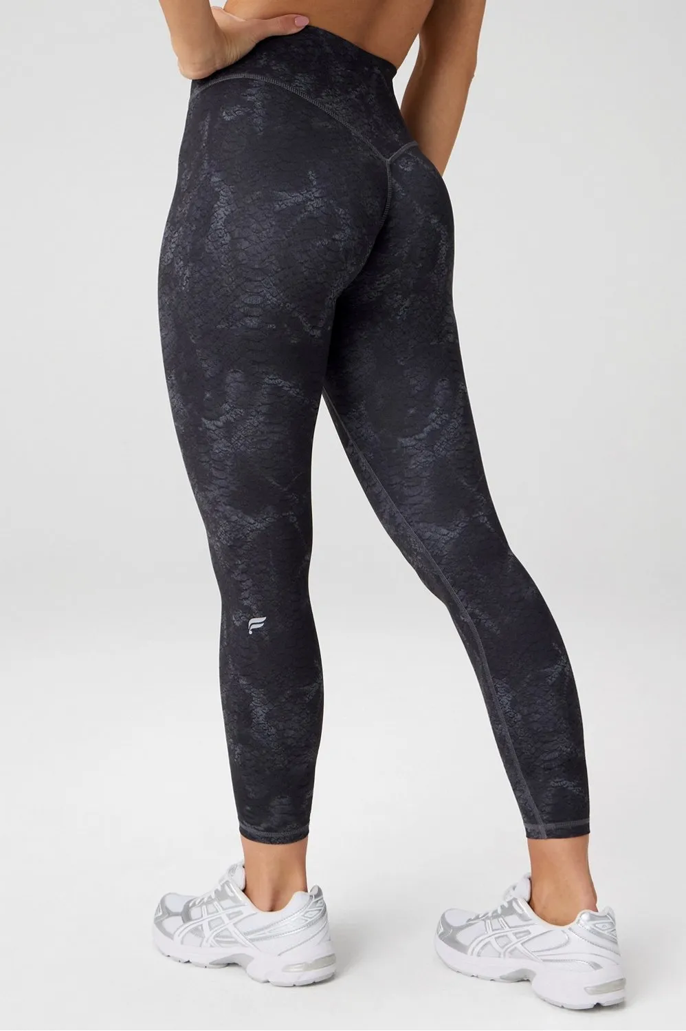 The No-Seam PureLuxe TLC Legging 7/8 sold by Fabletics