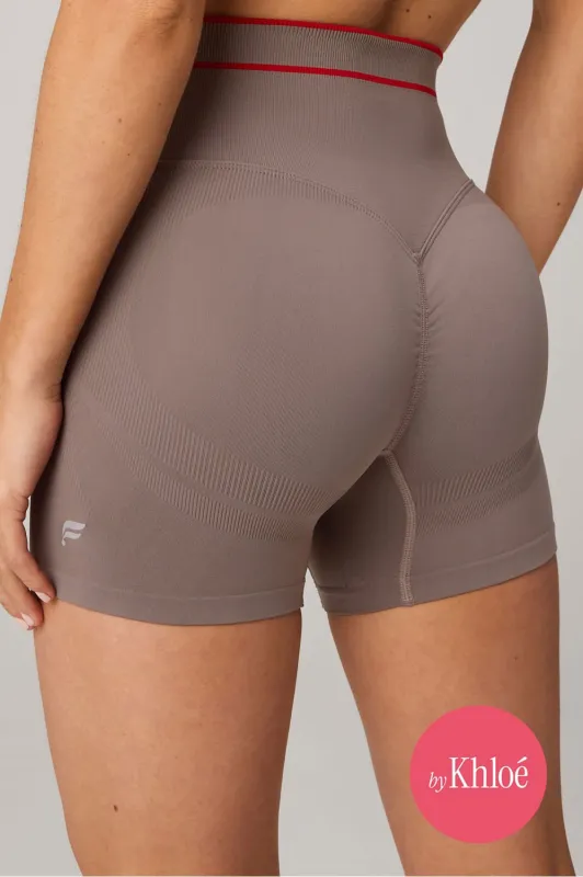 Seamless Scrunch Short 4" made by Fabletics