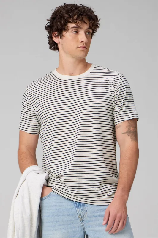 The 24-7 Tee made by Fabletics