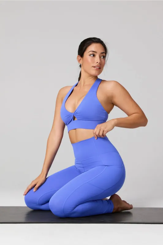 Oasis Twist Sports Bra + Oasis High-Waisted Legging 2-Piece Outfit made by Fabletics