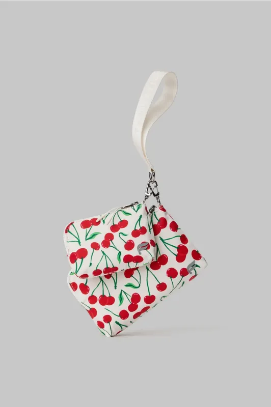 The Grab & Go Wristlet made by Fabletics