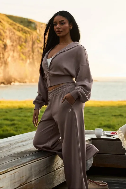 Year Round Terry V-Waist Sweatpant made by Fabletics