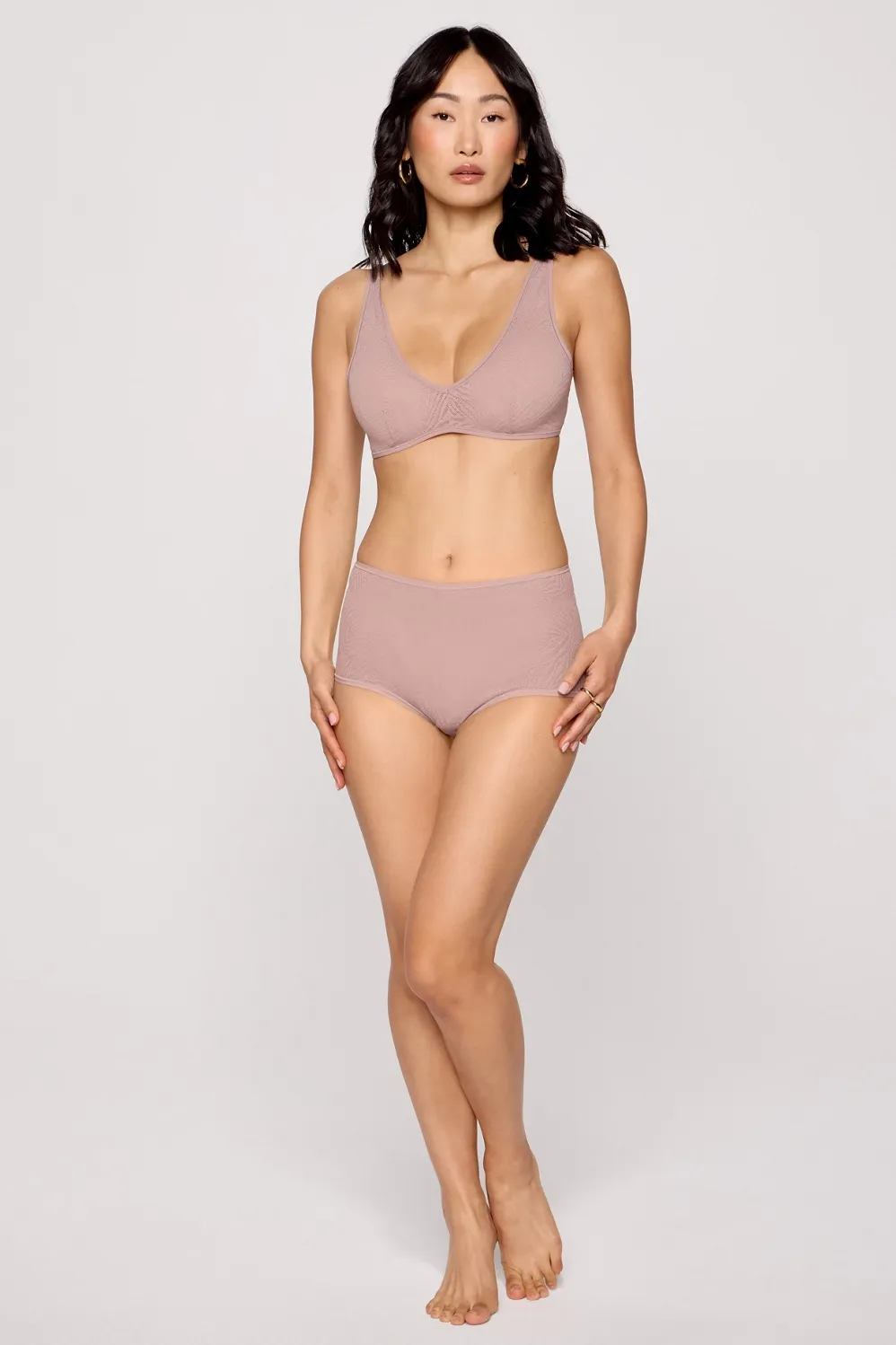 Simply Mesh 2-Piece Set sold by Fabletics