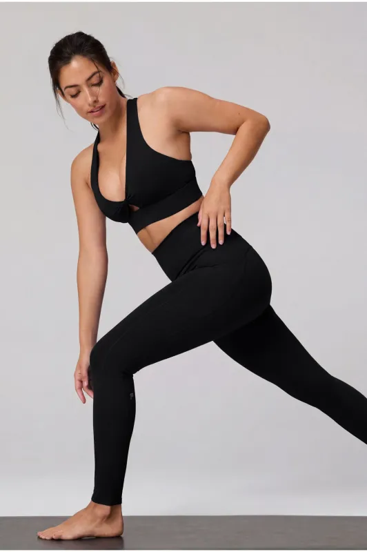 Oasis Twist Sports Bra + Oasis High-Waisted Legging 2-Piece Outfit made by Fabletics