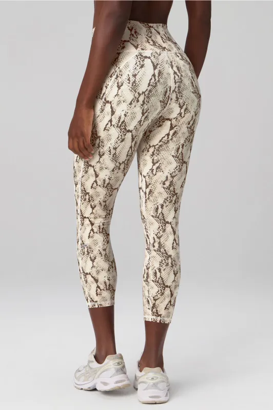 Define Capri 22" made by Fabletics