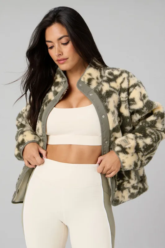 Tahoe Teddy Jacket - Jacquard made by Fabletics