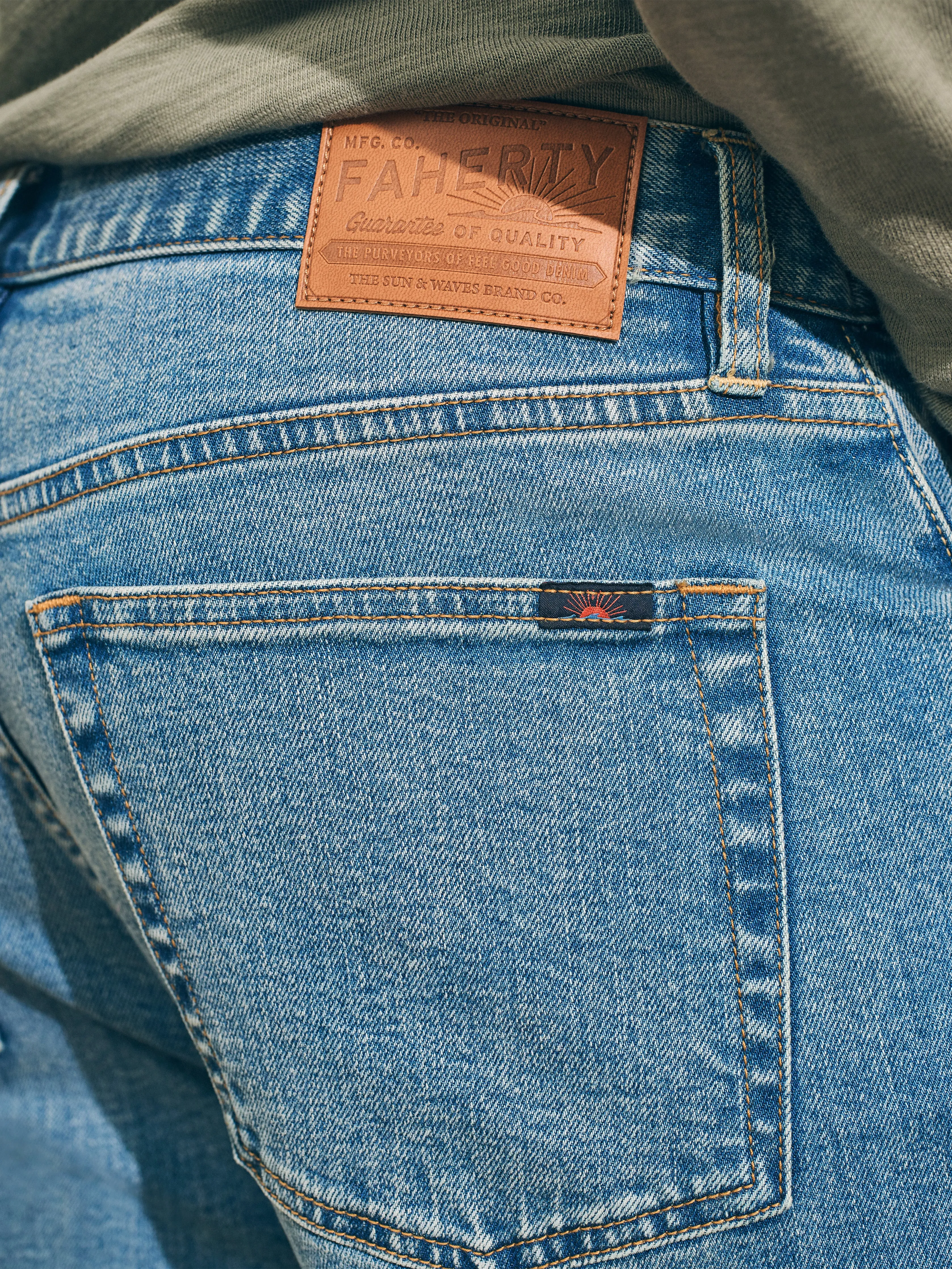 Organic Cotton Slim Straight Denim (34" Inseam) - Sandy Point Wash sold by Faherty product image thumbnail 4