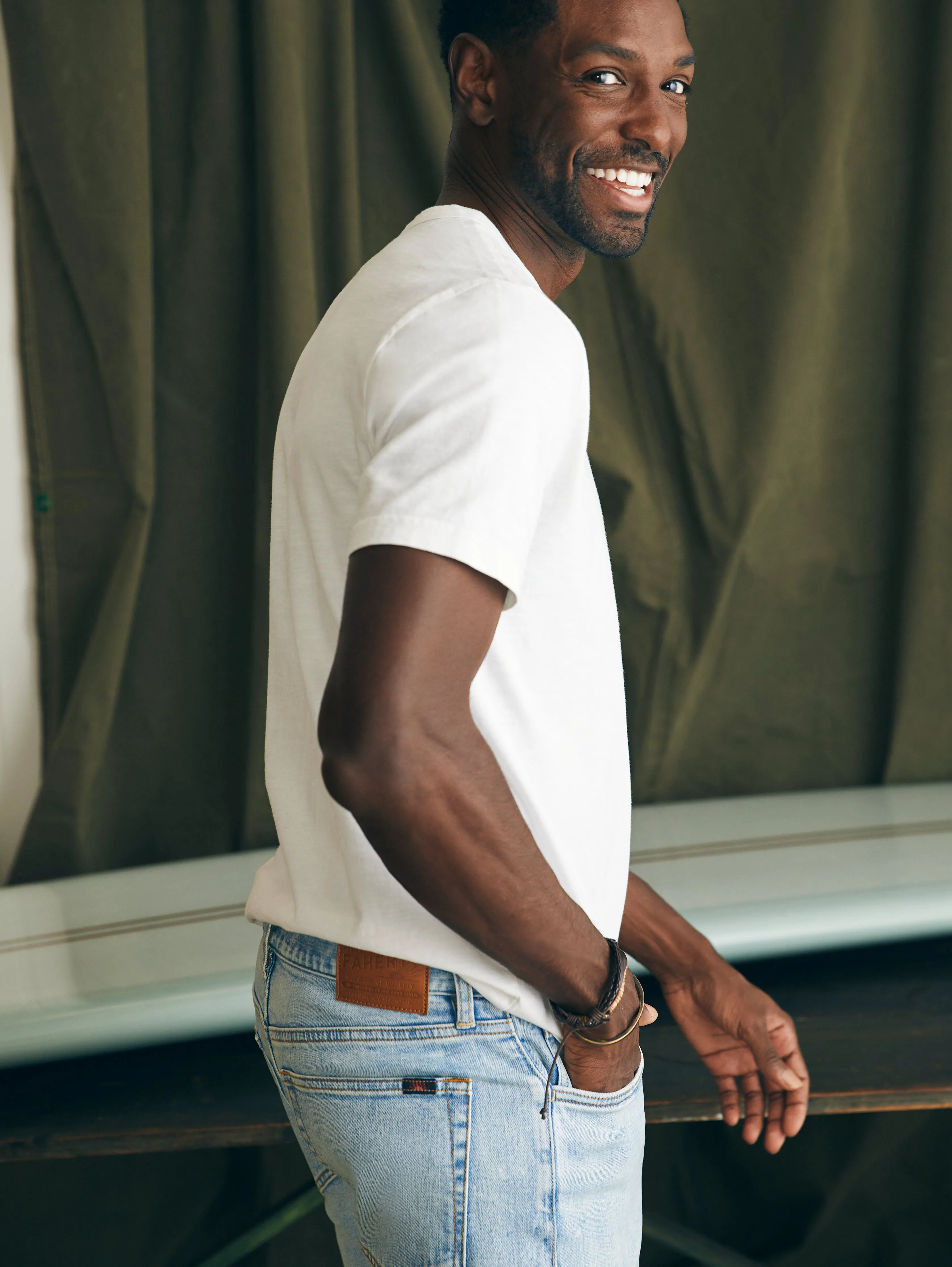 Organic Cotton Slim Straight Denim (30" Inseam) - Somerset Blue sold by Faherty product image thumbnail 3