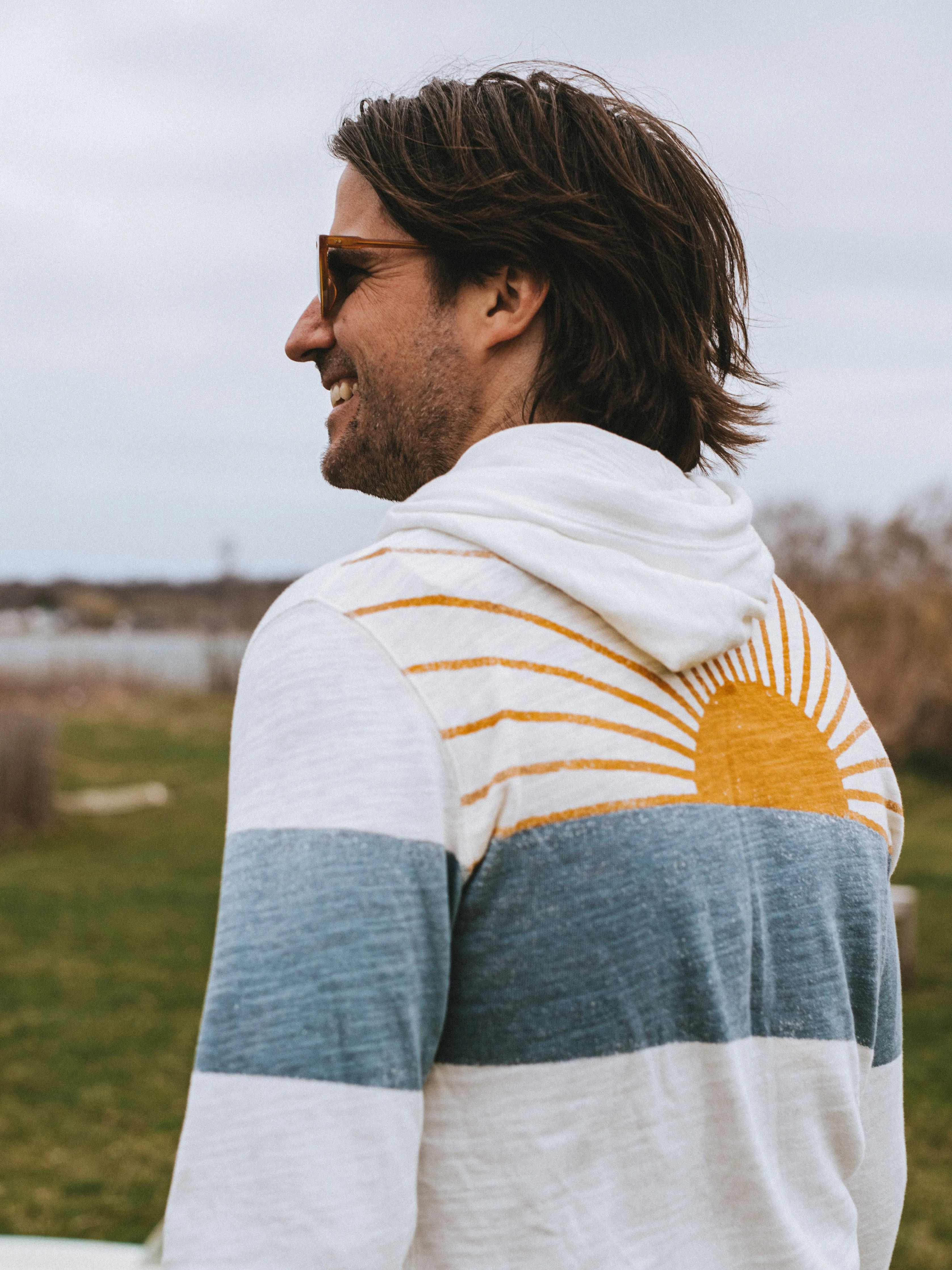 Sunwashed Sunray Hoodie - Ocean Sunrise sold by Faherty